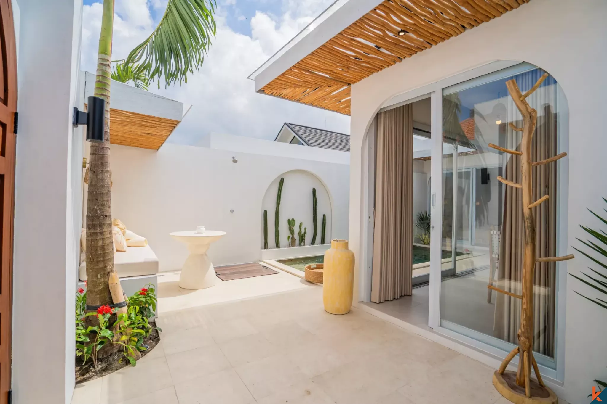 Villa Satu Kamar Tidur Potensi Tinggi Off-Plan untuk Disewakan di Kerobokan - Semer