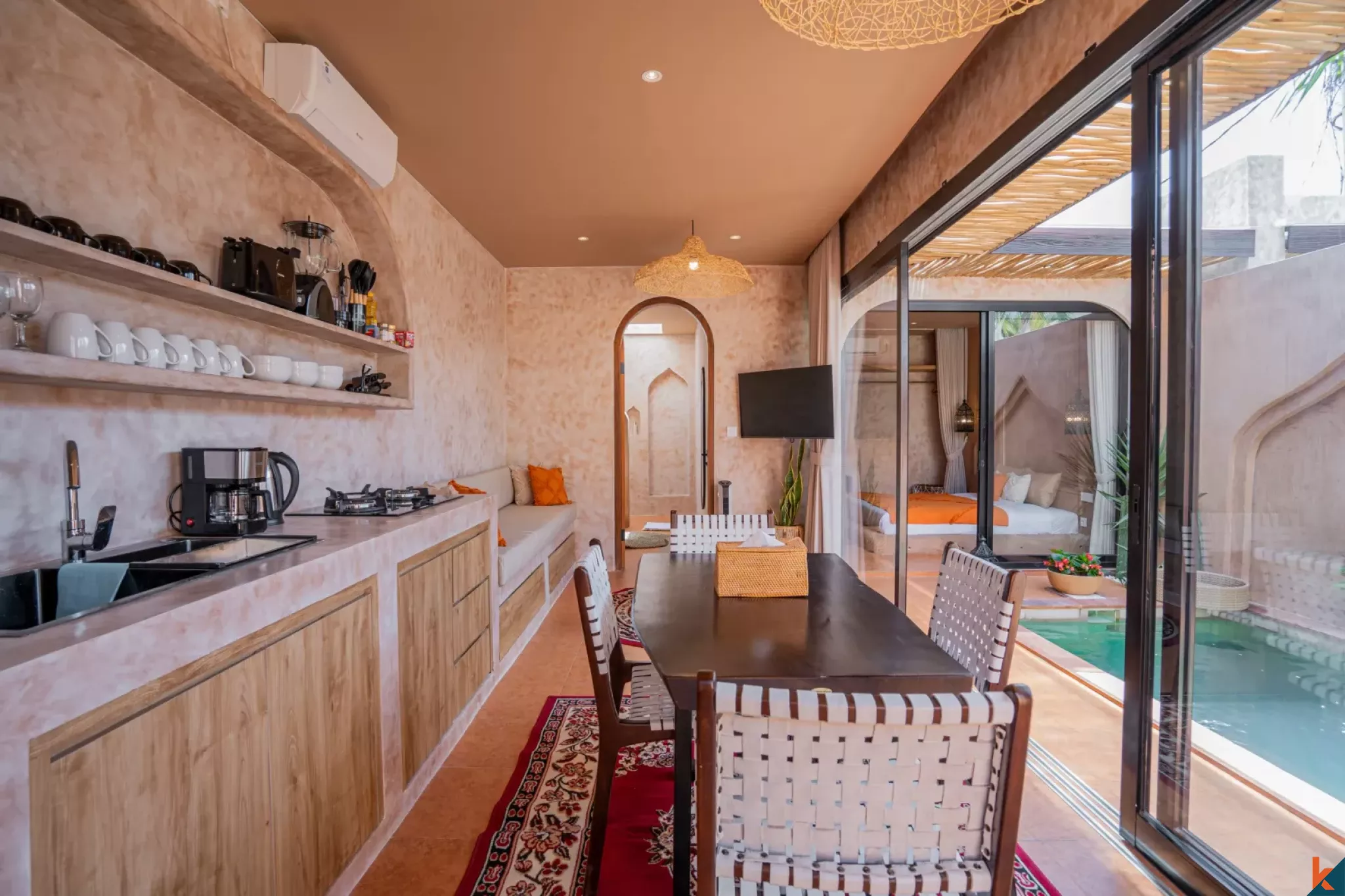 Investissement intelligent : villa d’une chambre en bail (leasehold) sur plan à Kerobokan – Semer