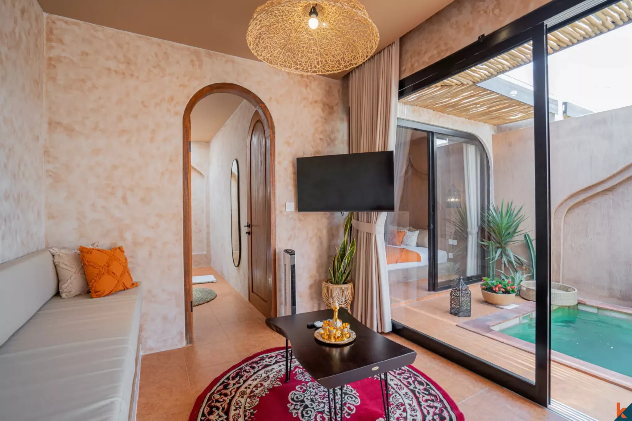 Investissement intelligent : villa d’une chambre en bail (leasehold) sur plan à Kerobokan – Semer