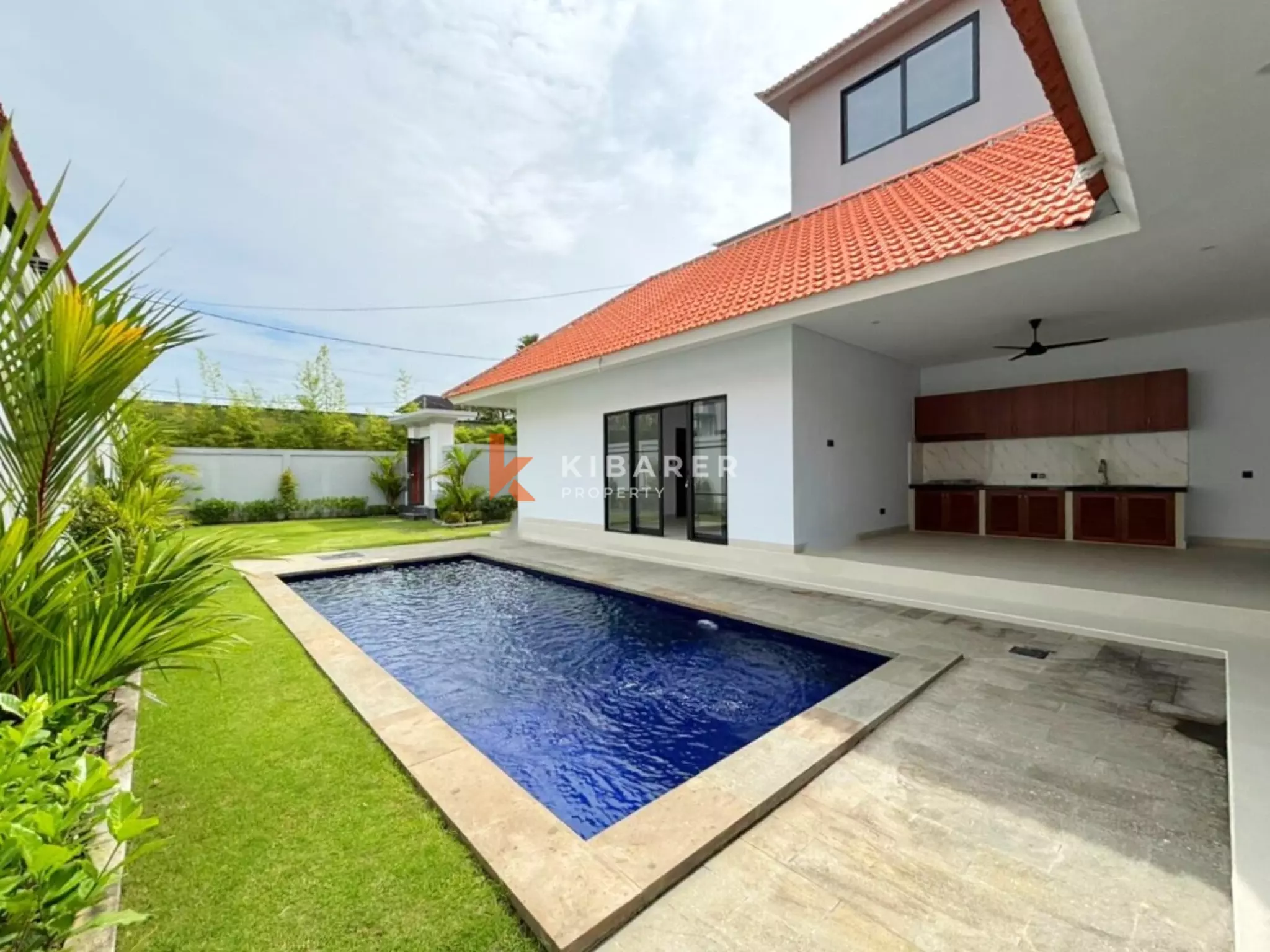 Bright Unfurnished Three Bedroom Villa for Rent in Prime Umalas Location