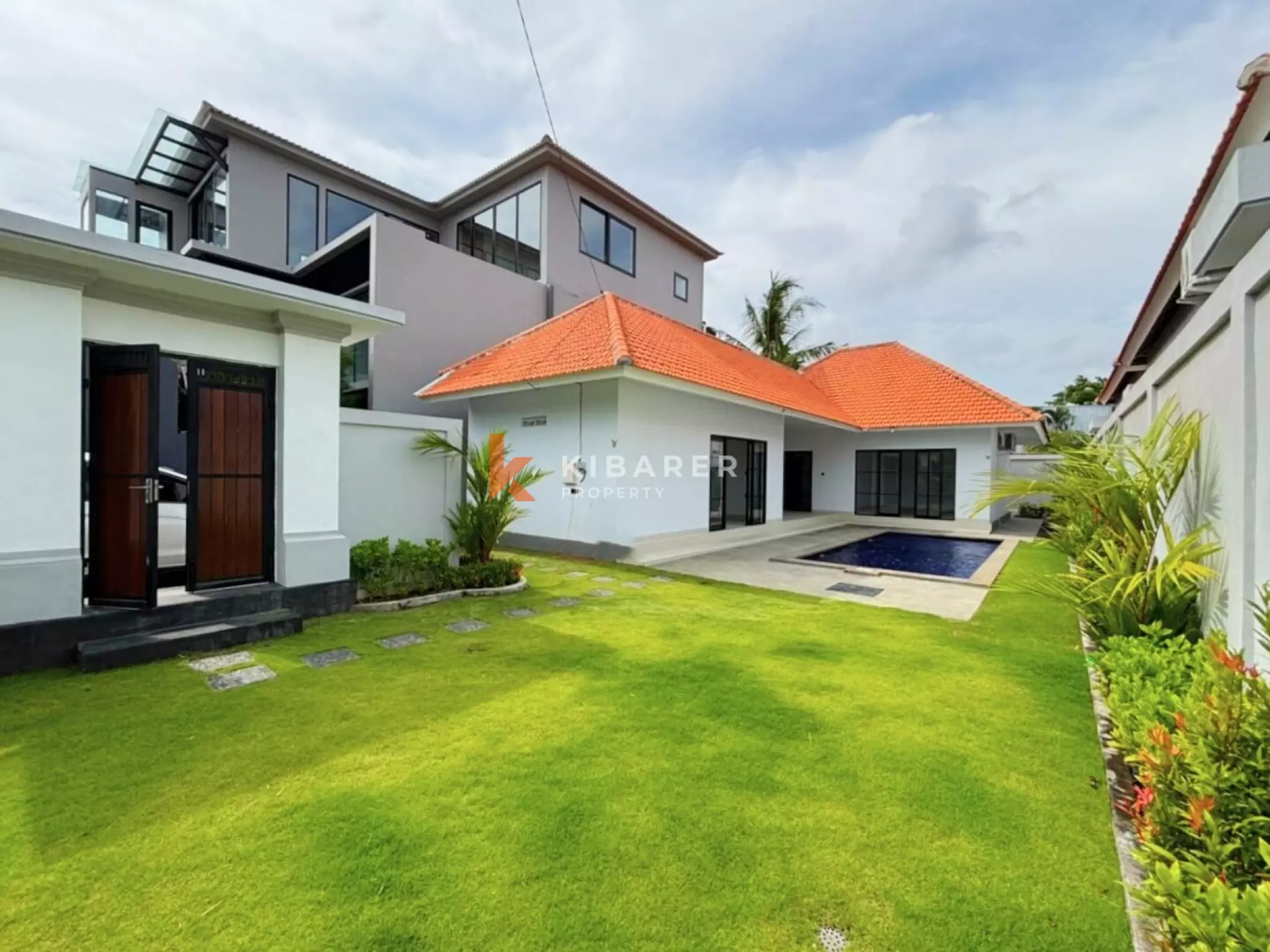 Bright Unfurnished Three Bedroom Villa for Rent in Prime Umalas Location