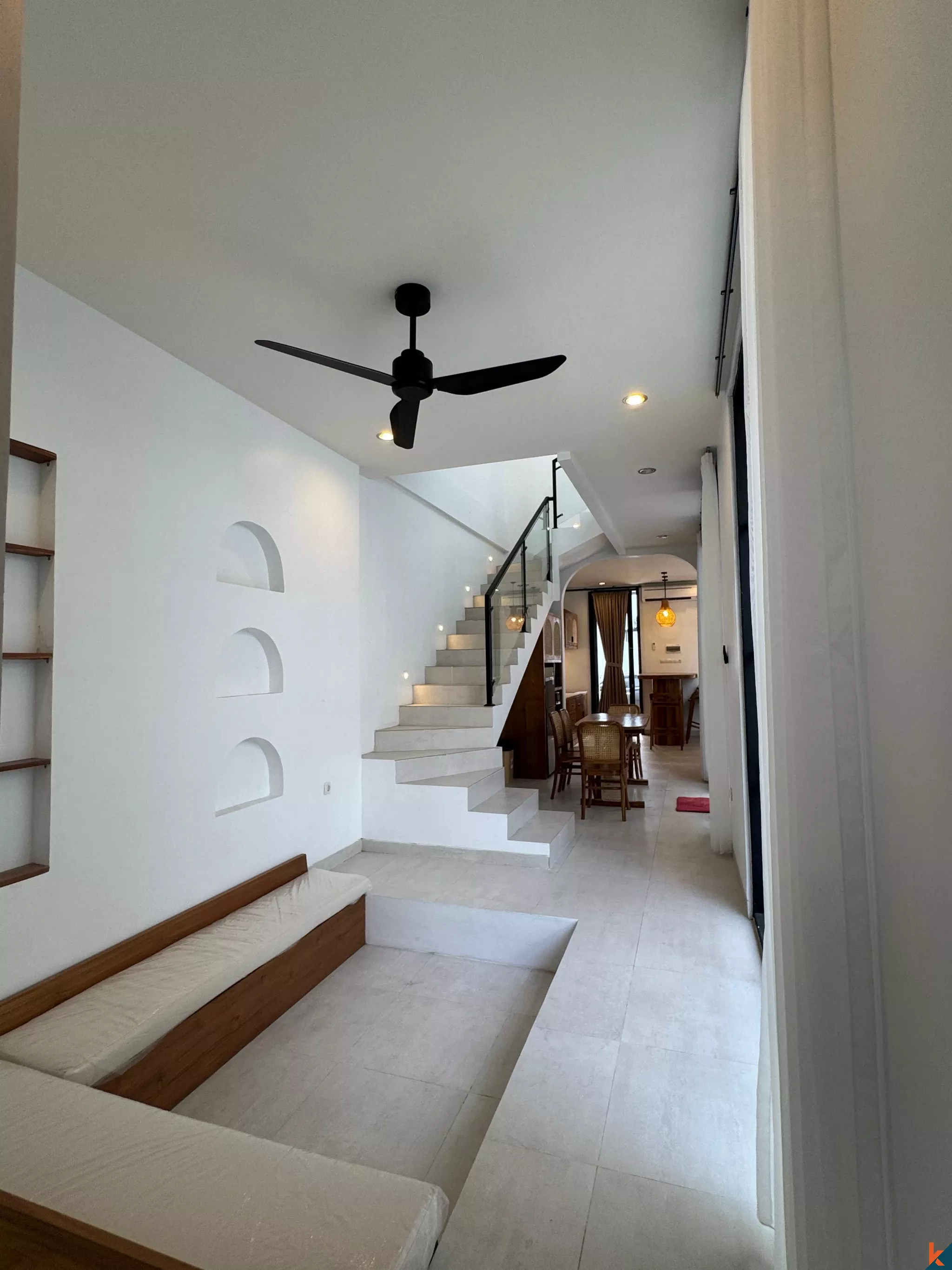 Villa moderne de trois chambres avec piscine à Ungasan