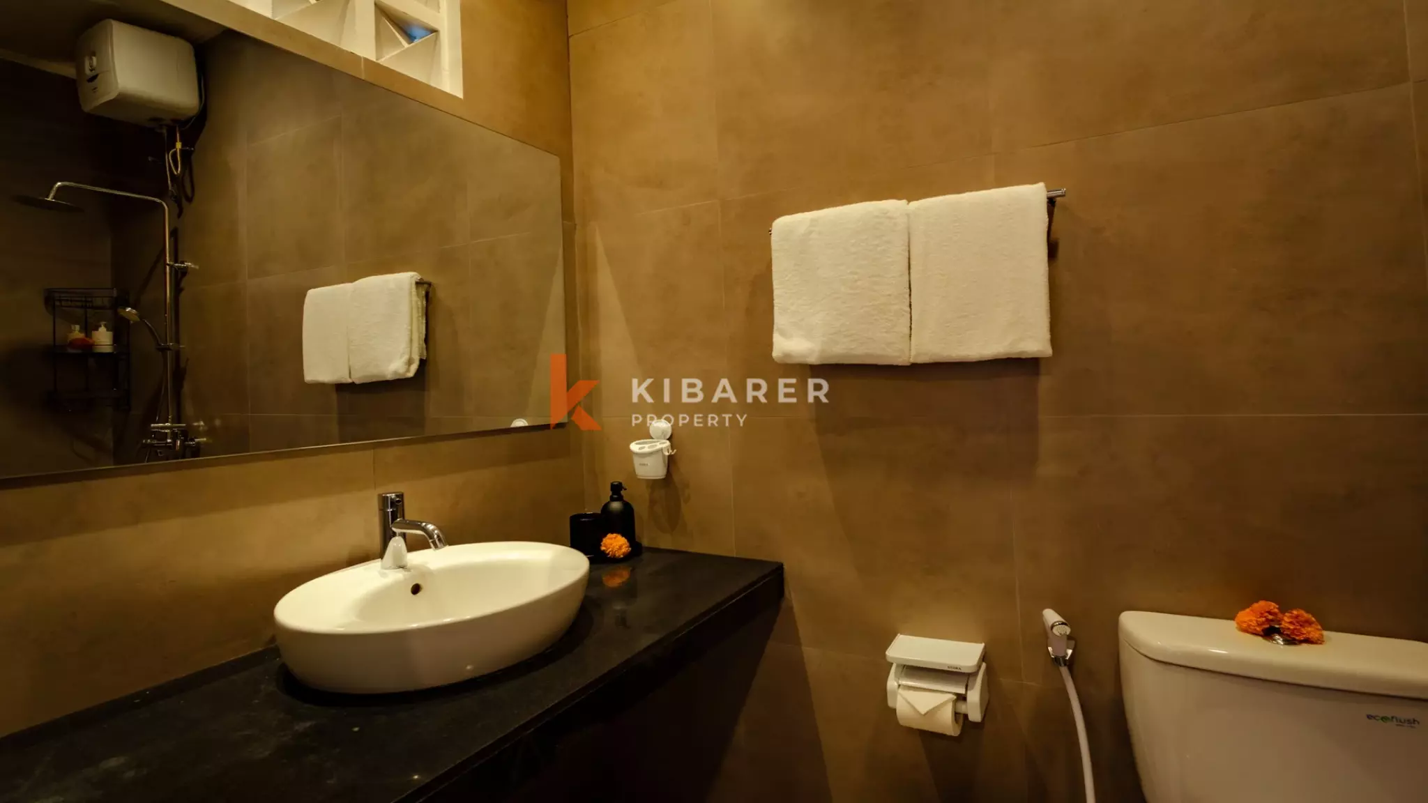 Charming Four-Bedroom Family Escape with Tropical Garden in Abiansemal