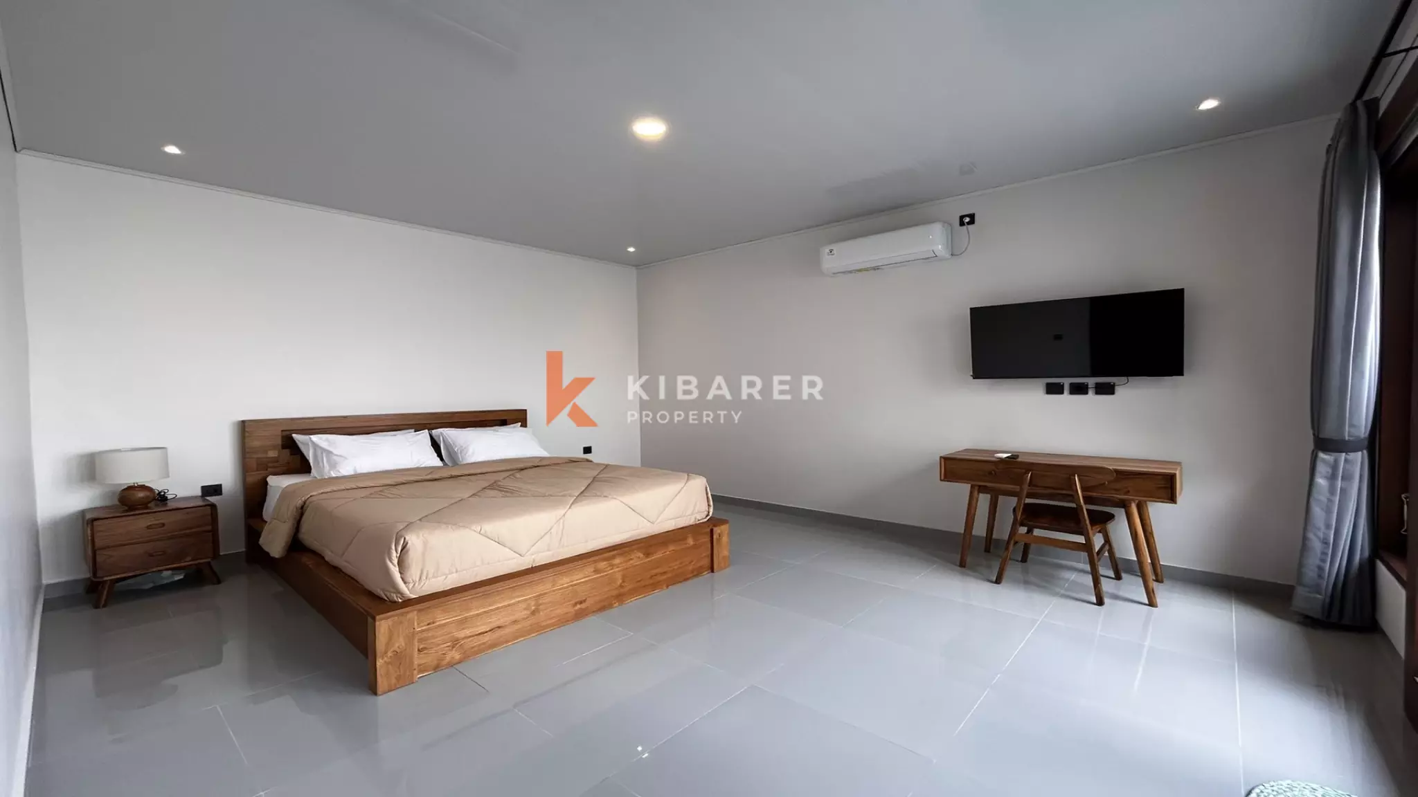 Relaxing Two-Bedroom Tropical Villa with Private Pool in Padonan