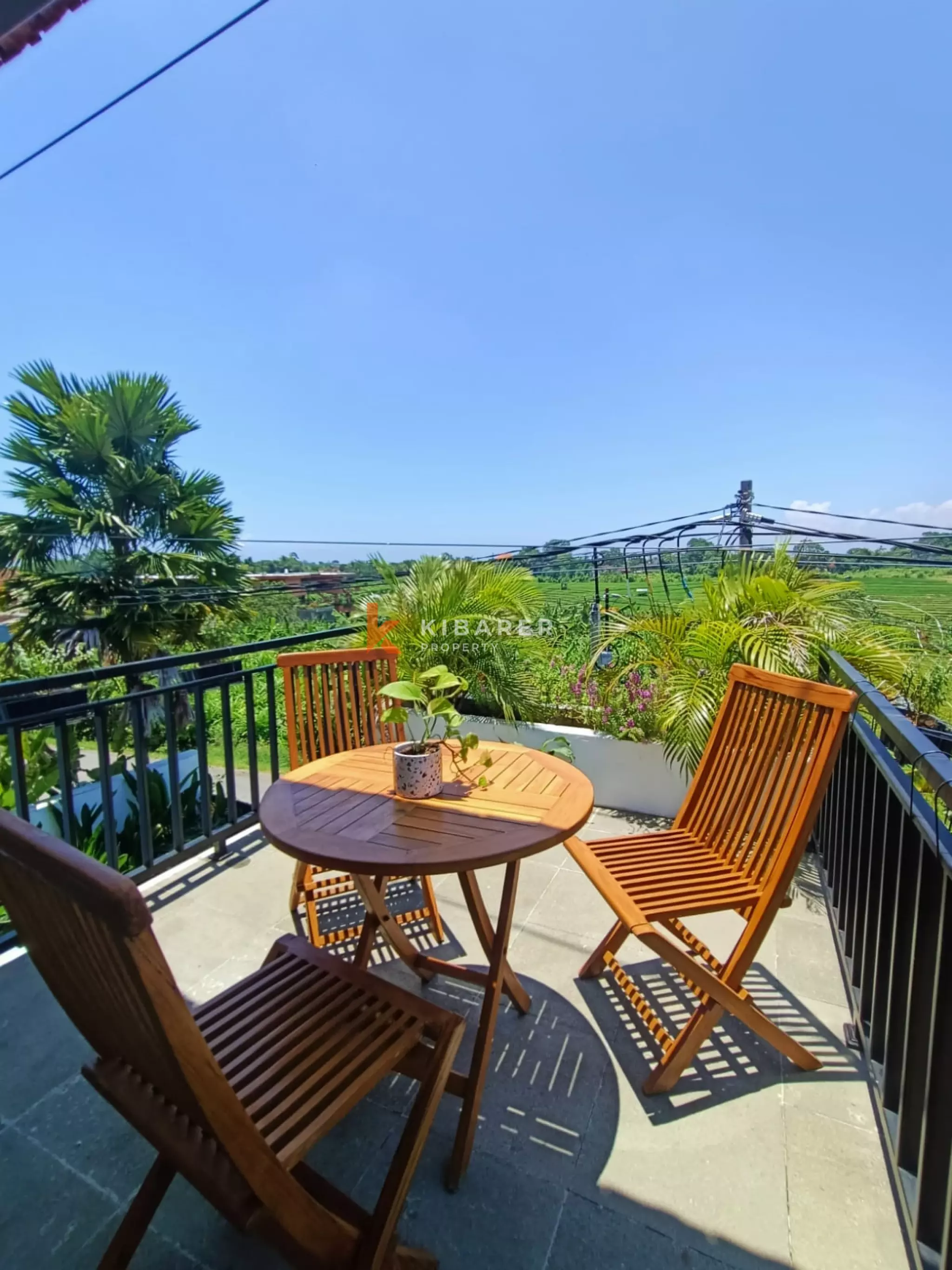 Charming Three-Bedroom Villa With Extra Multi Functional room in North Canggu