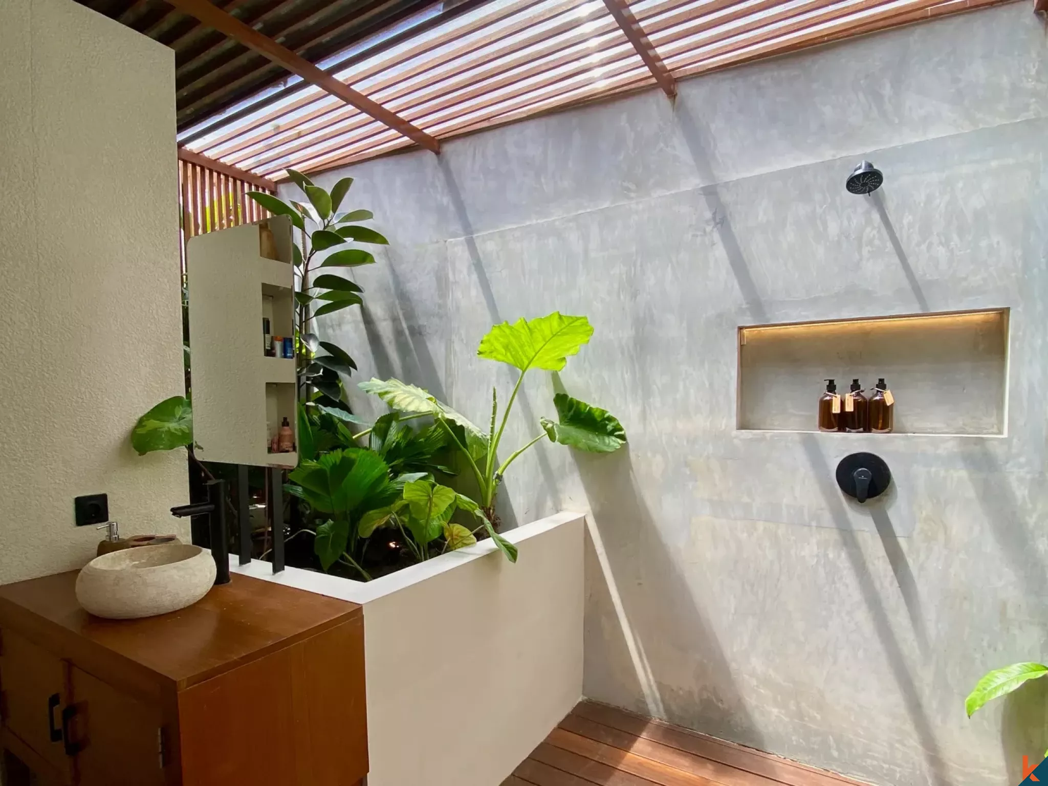 Brand new one bedroom leasehold villa with Joglo influences in Uluwatu