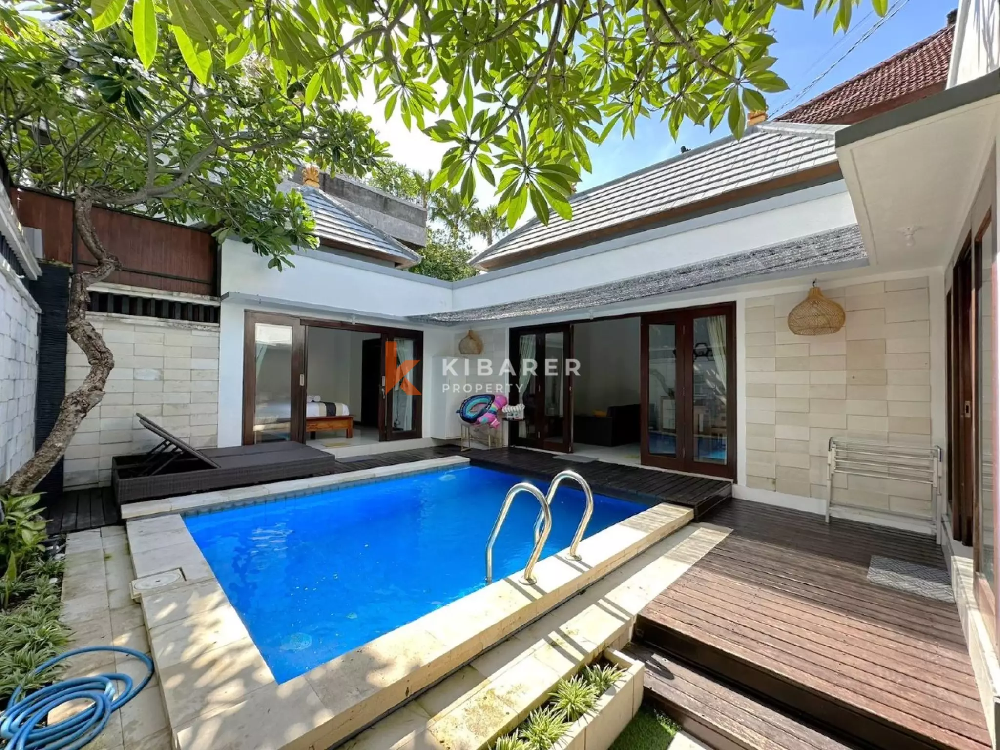 Lovely Minimalist Two Bedroom Villa – Great Rental in Seminyak