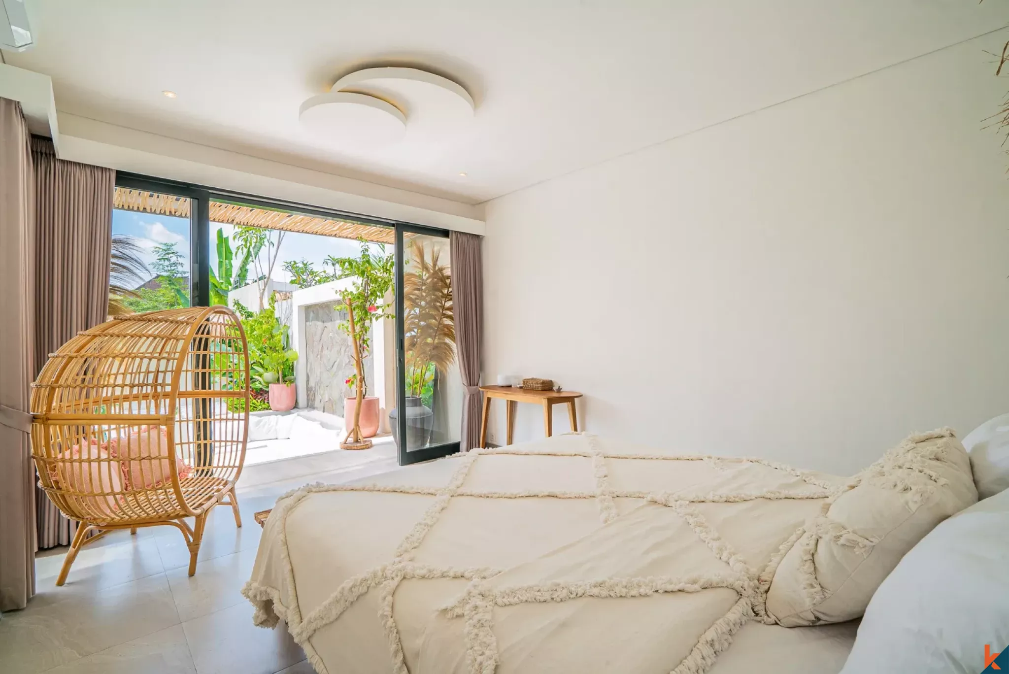 Modern Off-Plan Two Bedroom Leasehold Villa in Kerobokan - Semer