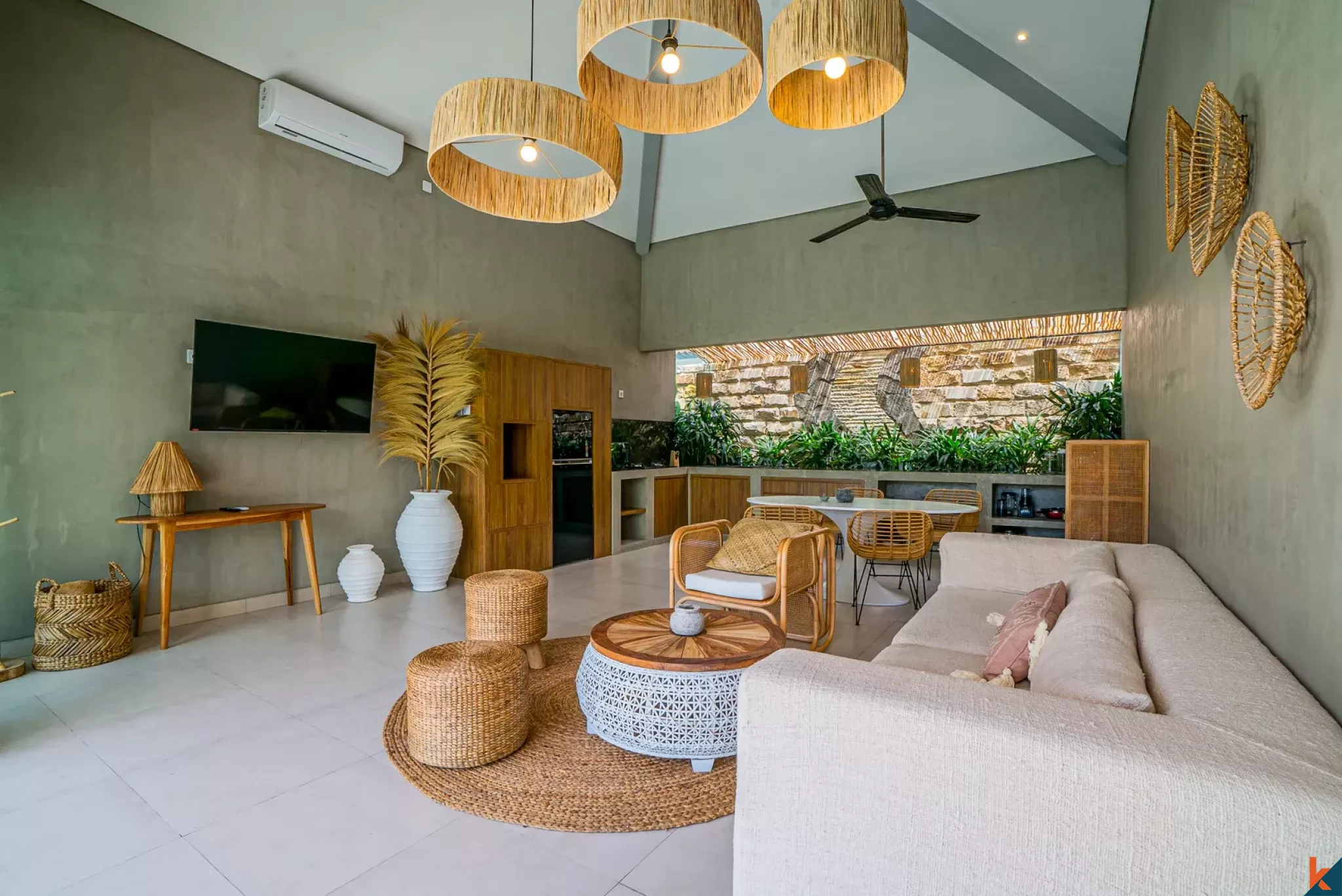 Modern Off-Plan Two Bedroom Leasehold Villa in Kerobokan - Semer