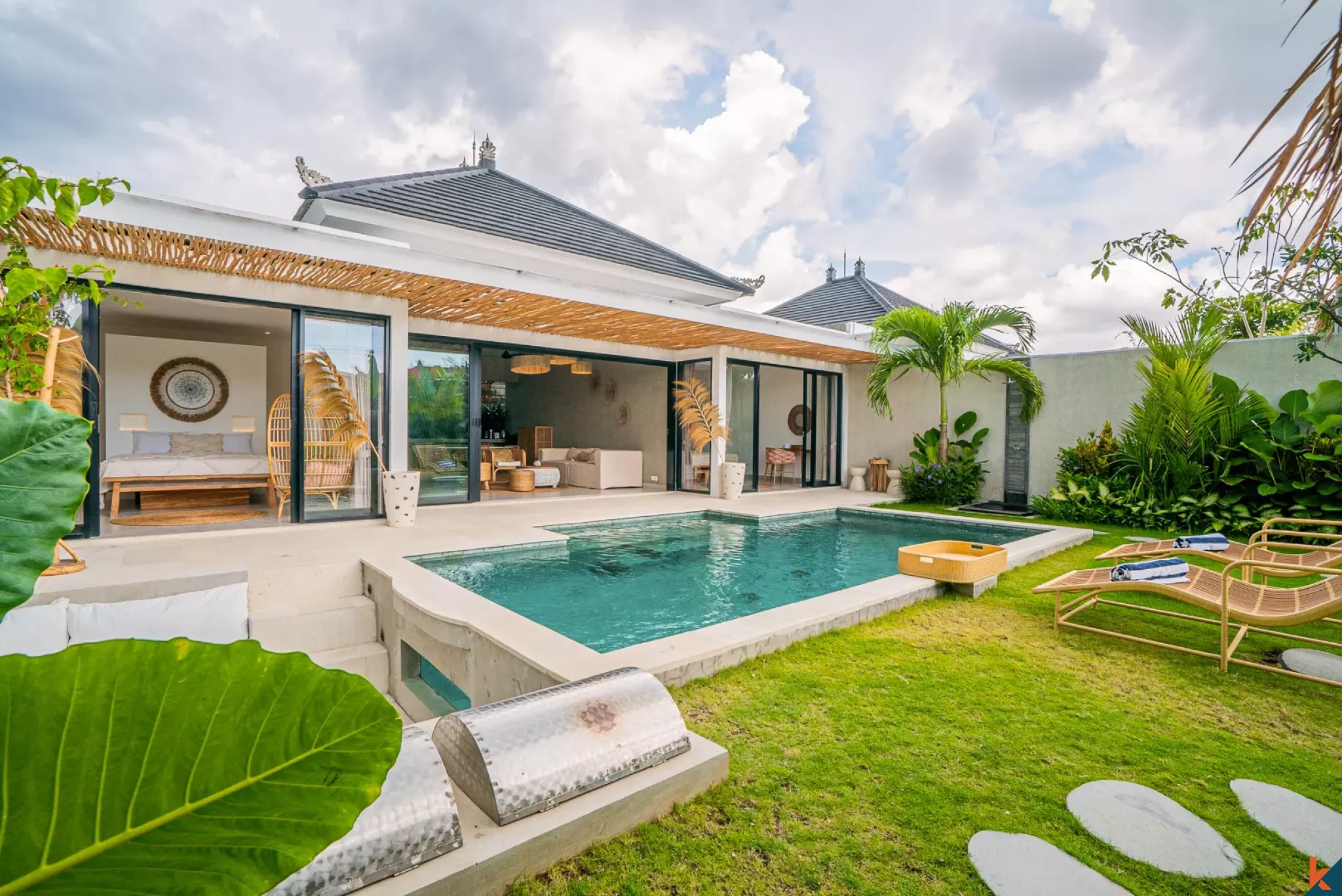 Modern Off-Plan Two Bedroom Leasehold Villa in Kerobokan - Semer