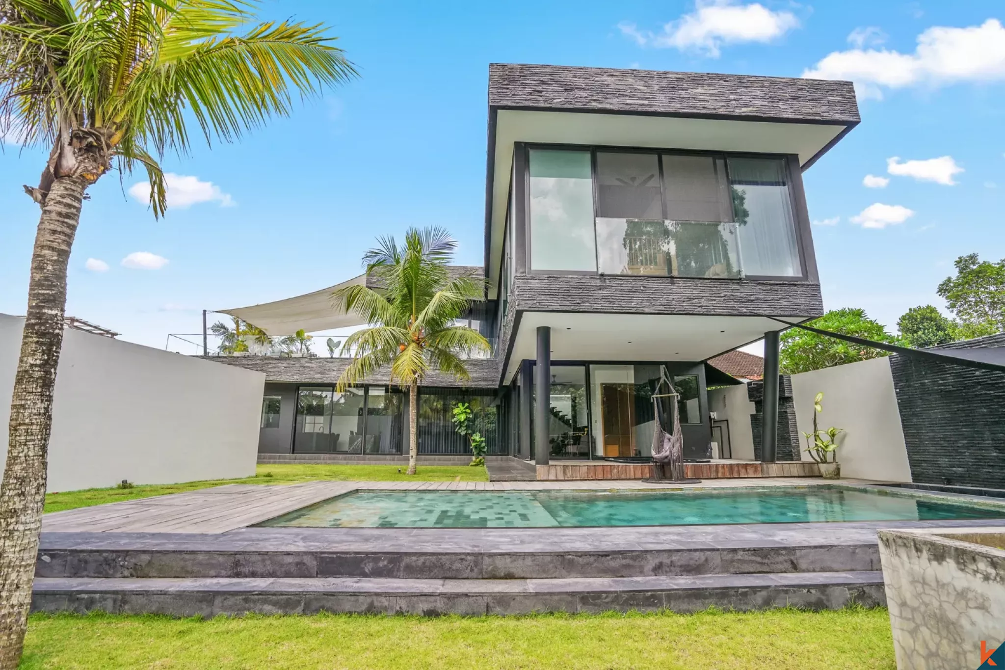 Luxury Modern Three Bedroom Leasehold Villa with Serene Rice Field Views in Cemagi