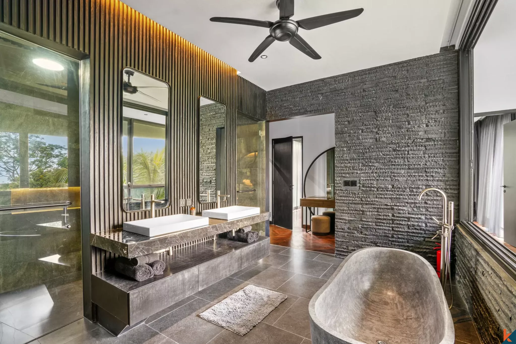 Luxury Modern Three Bedroom Leasehold Villa with Serene Rice Field Views in Cemagi