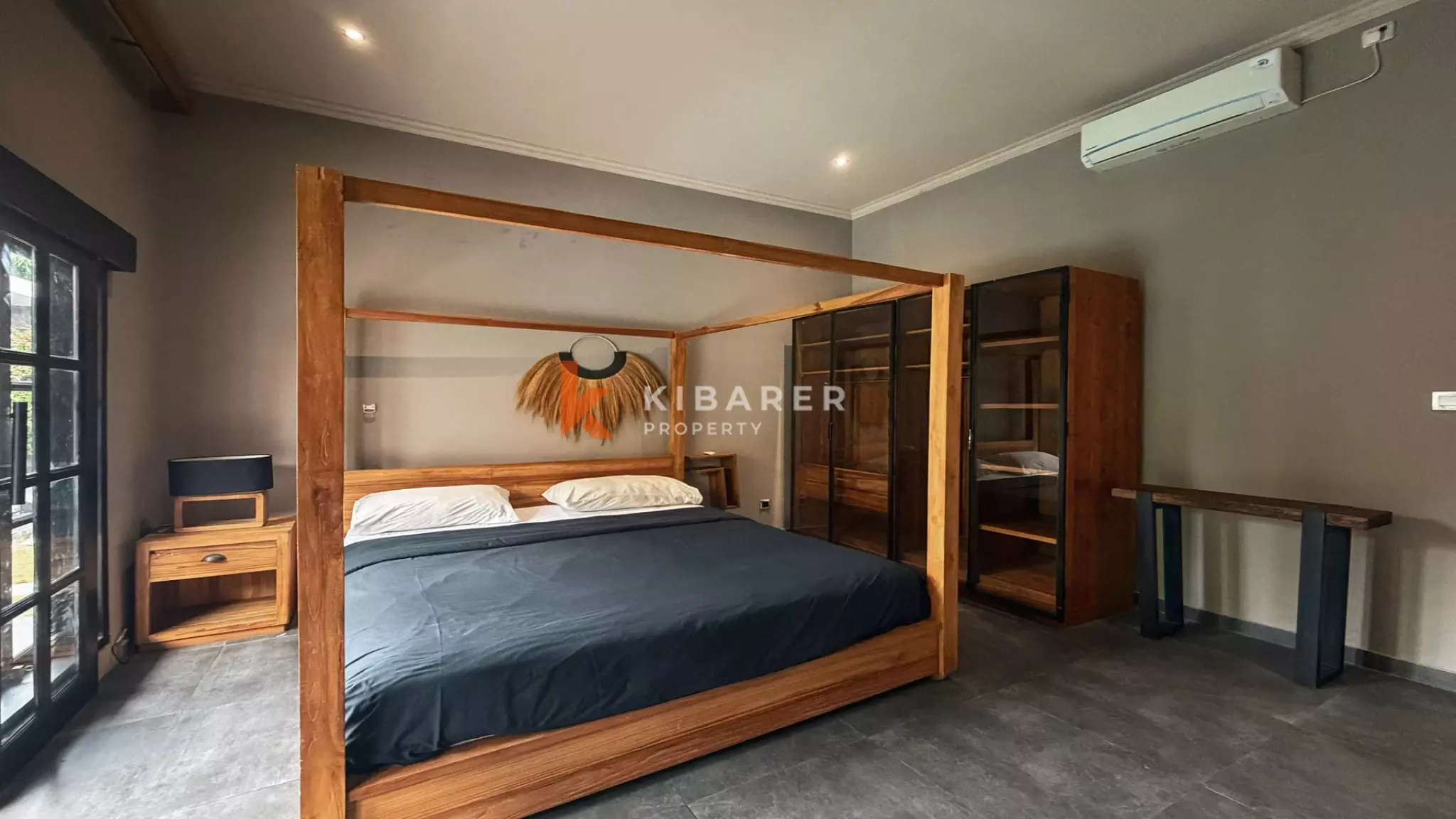 Villa Mewah Baru Tiga Kamar Tidur di Lokasi Utama Area Canggu