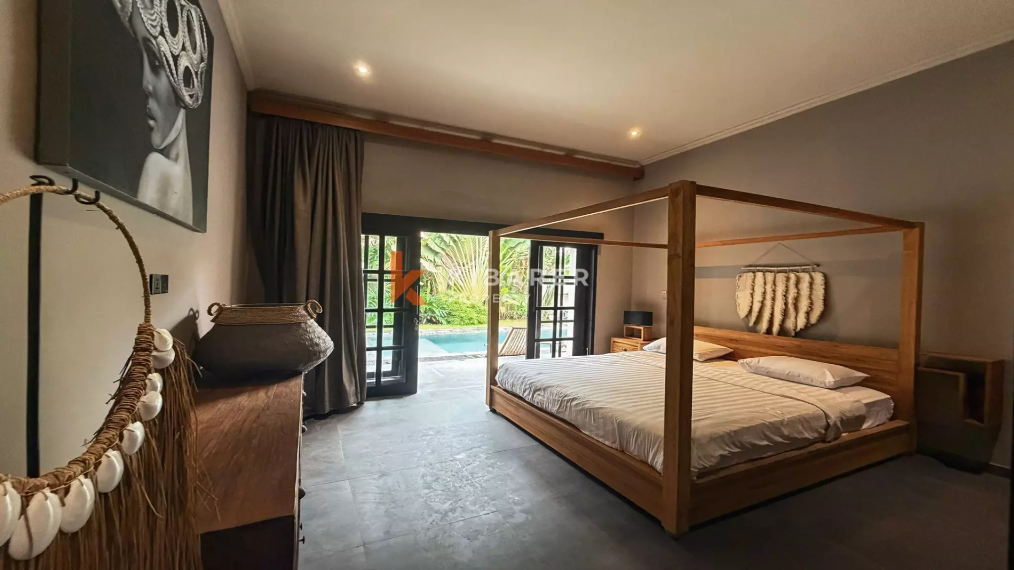 Villa Mewah Baru Tiga Kamar Tidur di Lokasi Utama Area Canggu