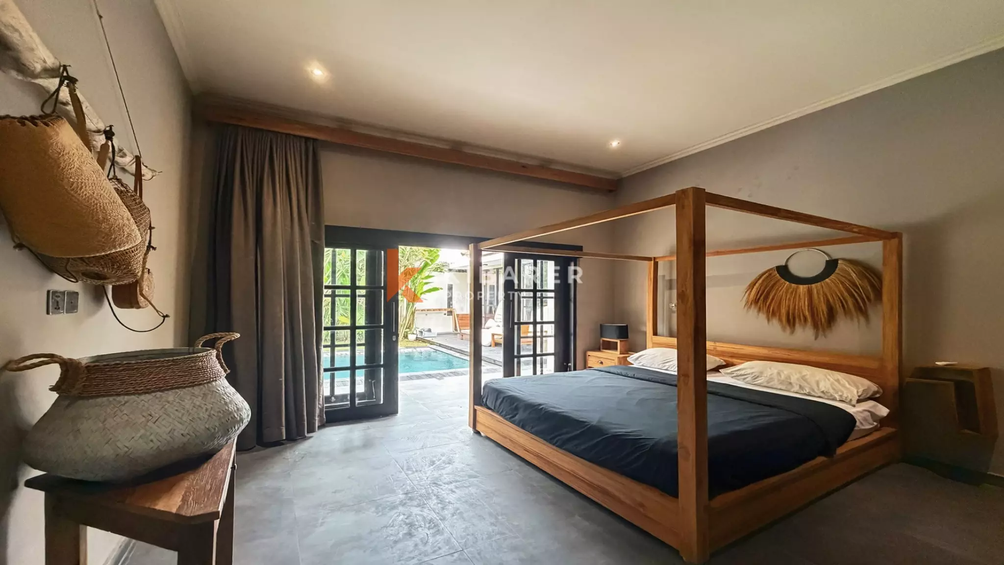 Villa Mewah Baru Tiga Kamar Tidur di Lokasi Utama Area Canggu