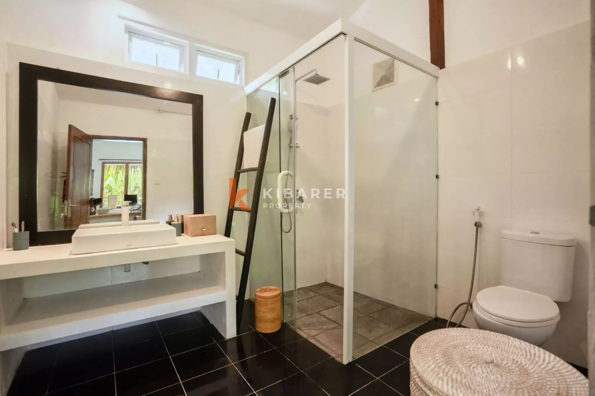 Romantic One Bedroom Tropical Pool Villa in the Heart of Pererenan