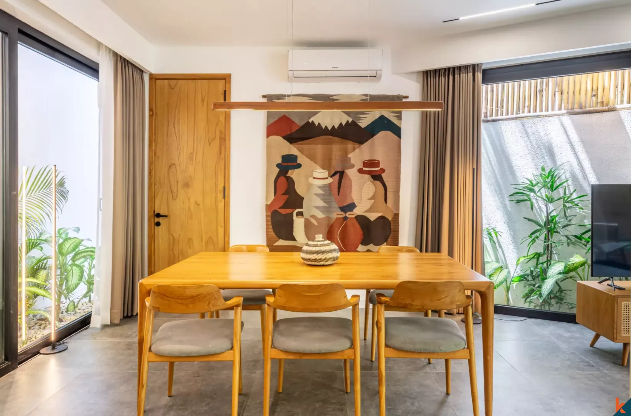 Modern Three Bedroom Leasehold Villa Near the Beach in Canggu