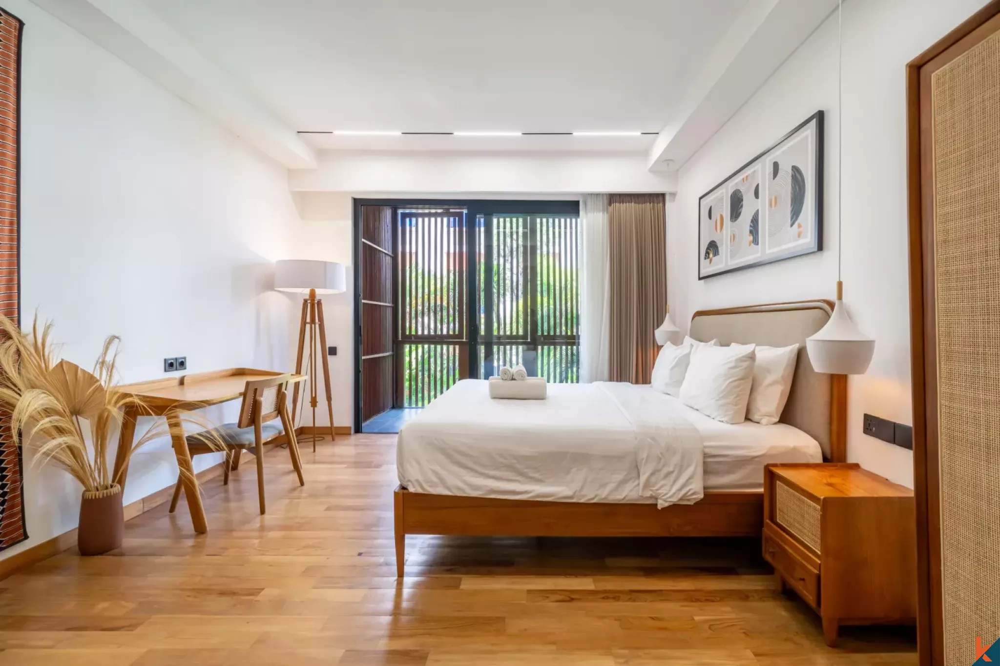 Modern Three Bedroom Leasehold Villa Near the Beach in Canggu