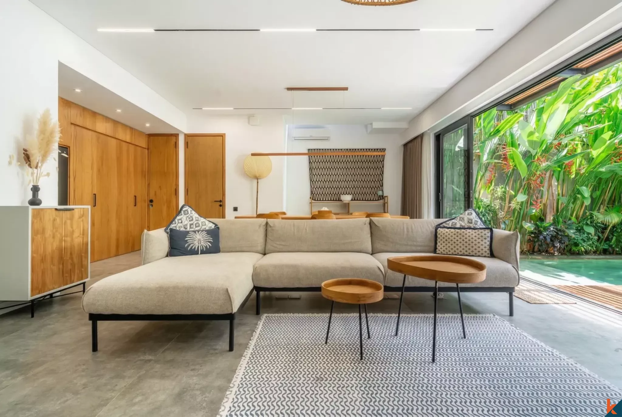 Modern Four Bedroom Leasehold Villa Near the Beach in Canggu