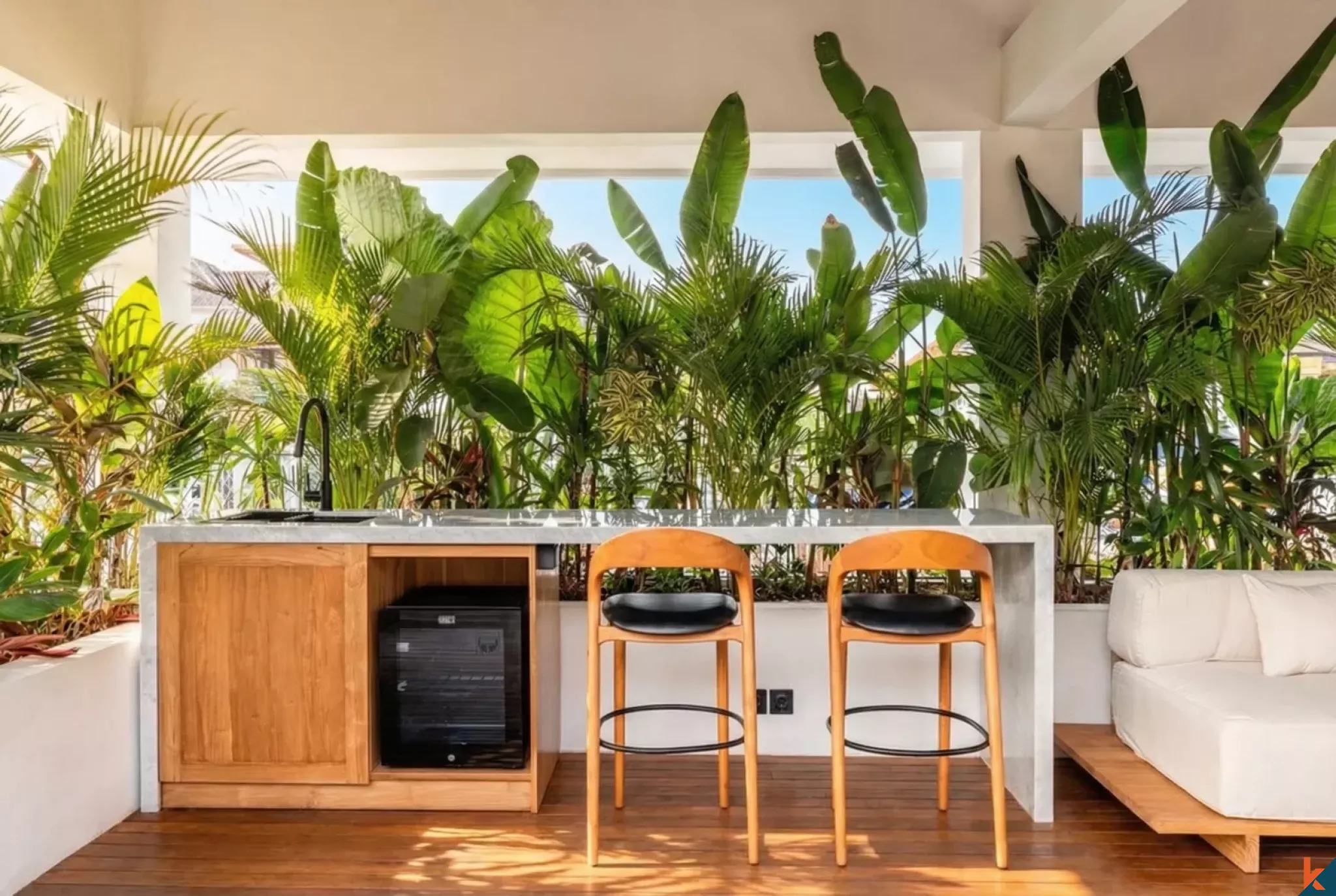 Modern Four Bedroom Leasehold Villa Near the Beach in Canggu