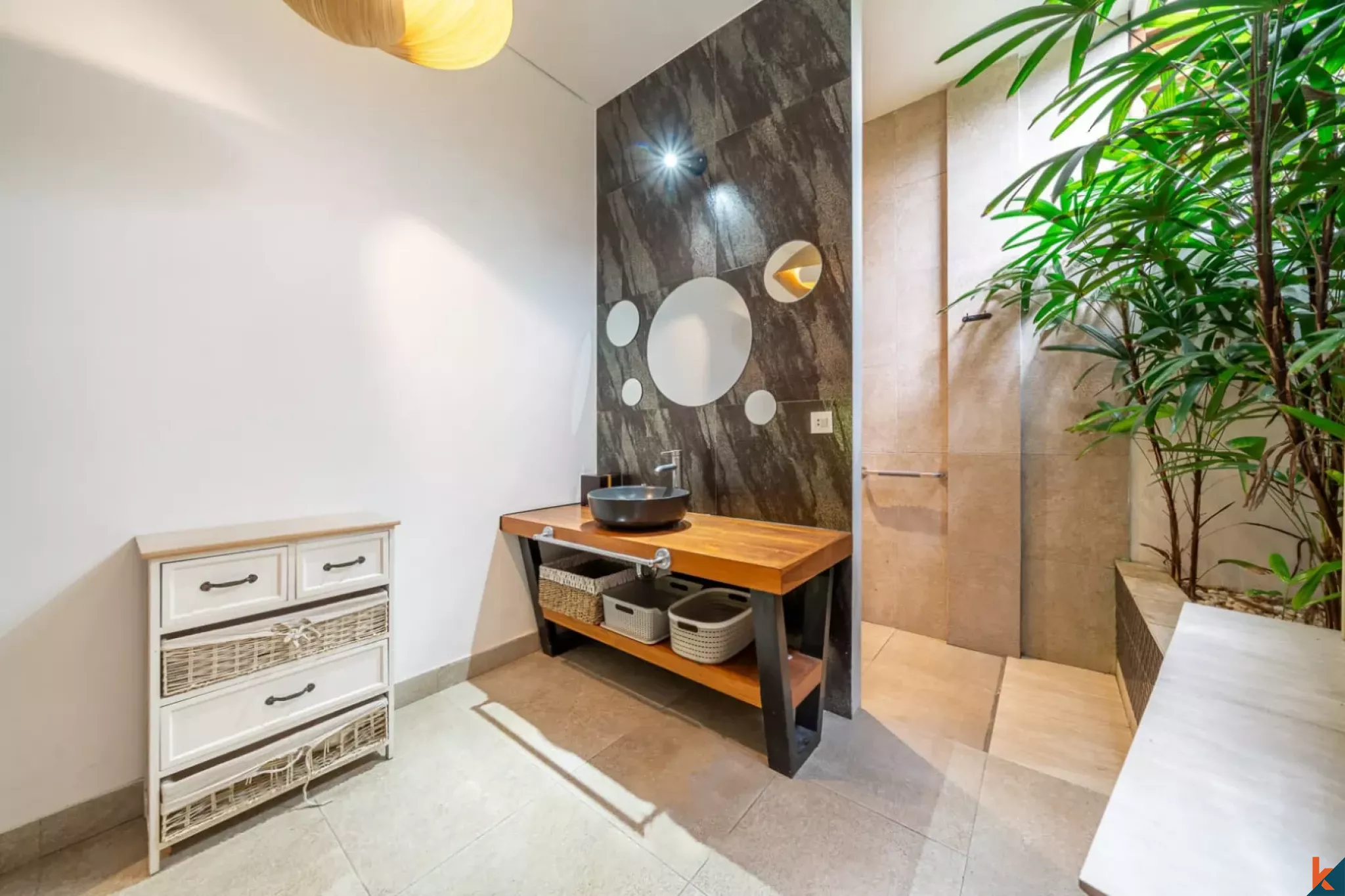 Vila Sewa Empat Kamar Tidur Bergaya di Padonan