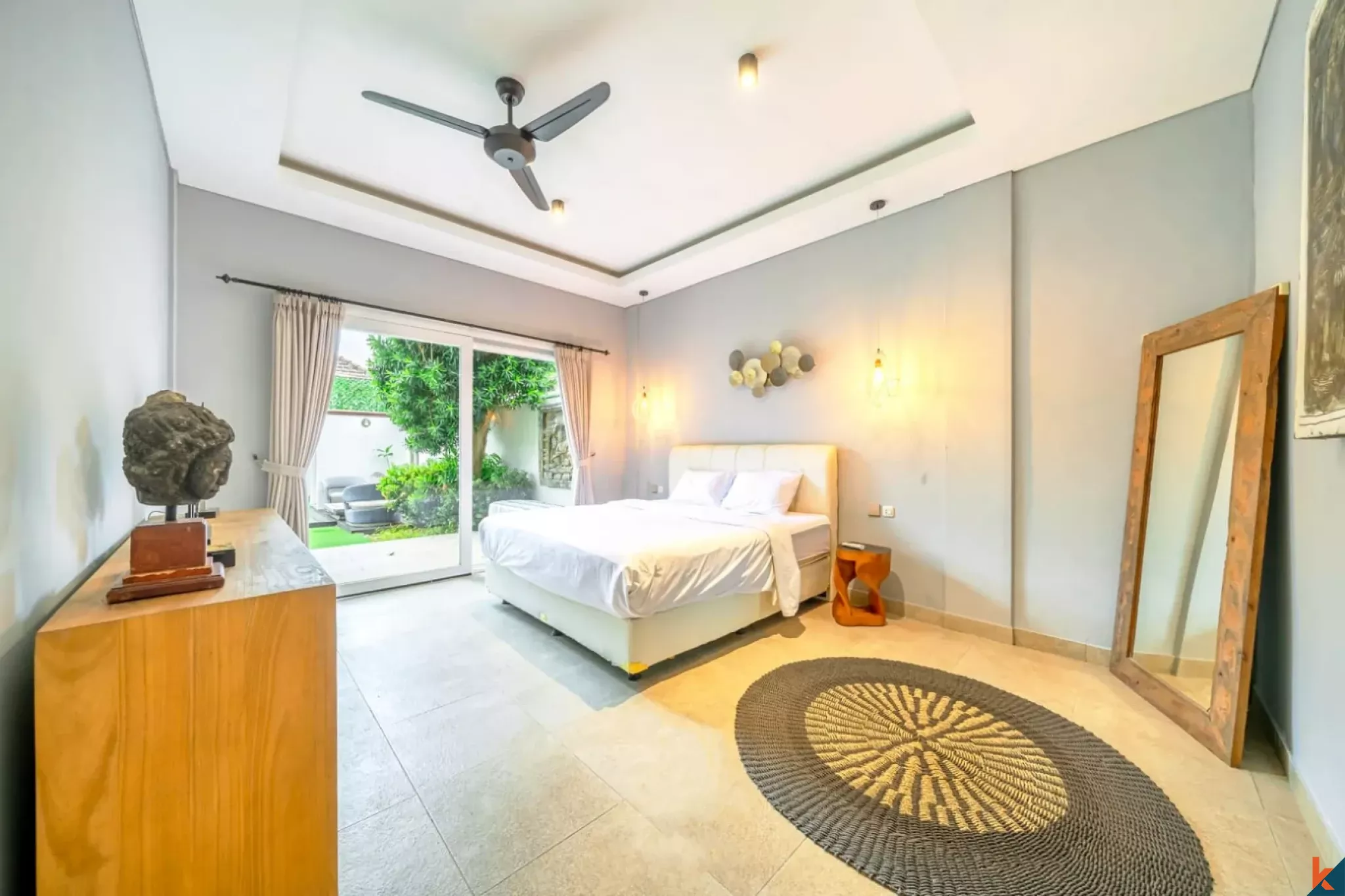 Vila Sewa Empat Kamar Tidur Bergaya di Padonan