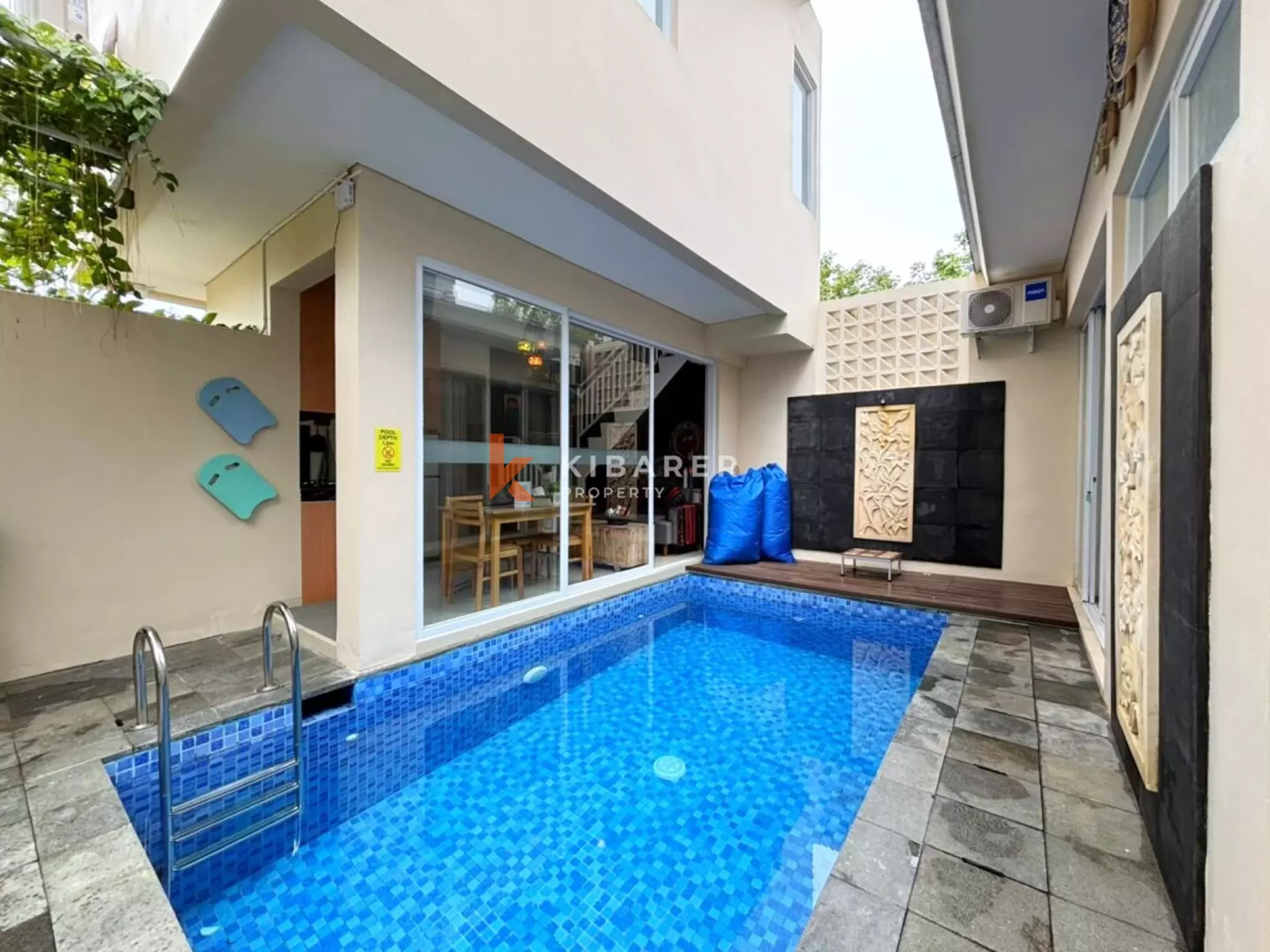 Cozy Three Bedroom Enclosed Living Villa in Secure Nusa Dua Complex