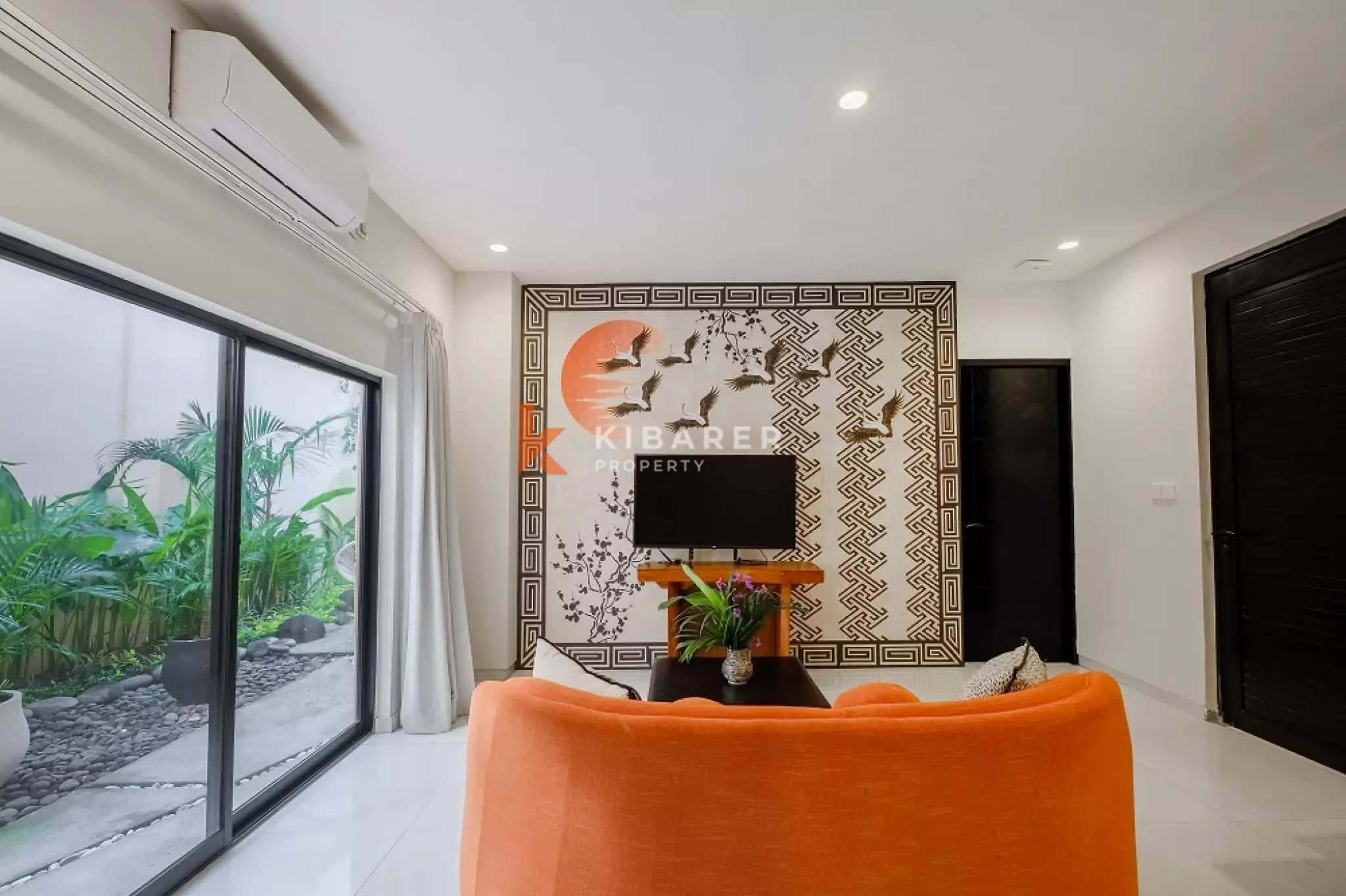 Apartemen Satu Kamar Tidur Berperabotan Lengkap dan Bergaya di Pusat Kota Seminyak (TERSEDIA SEKARANG)