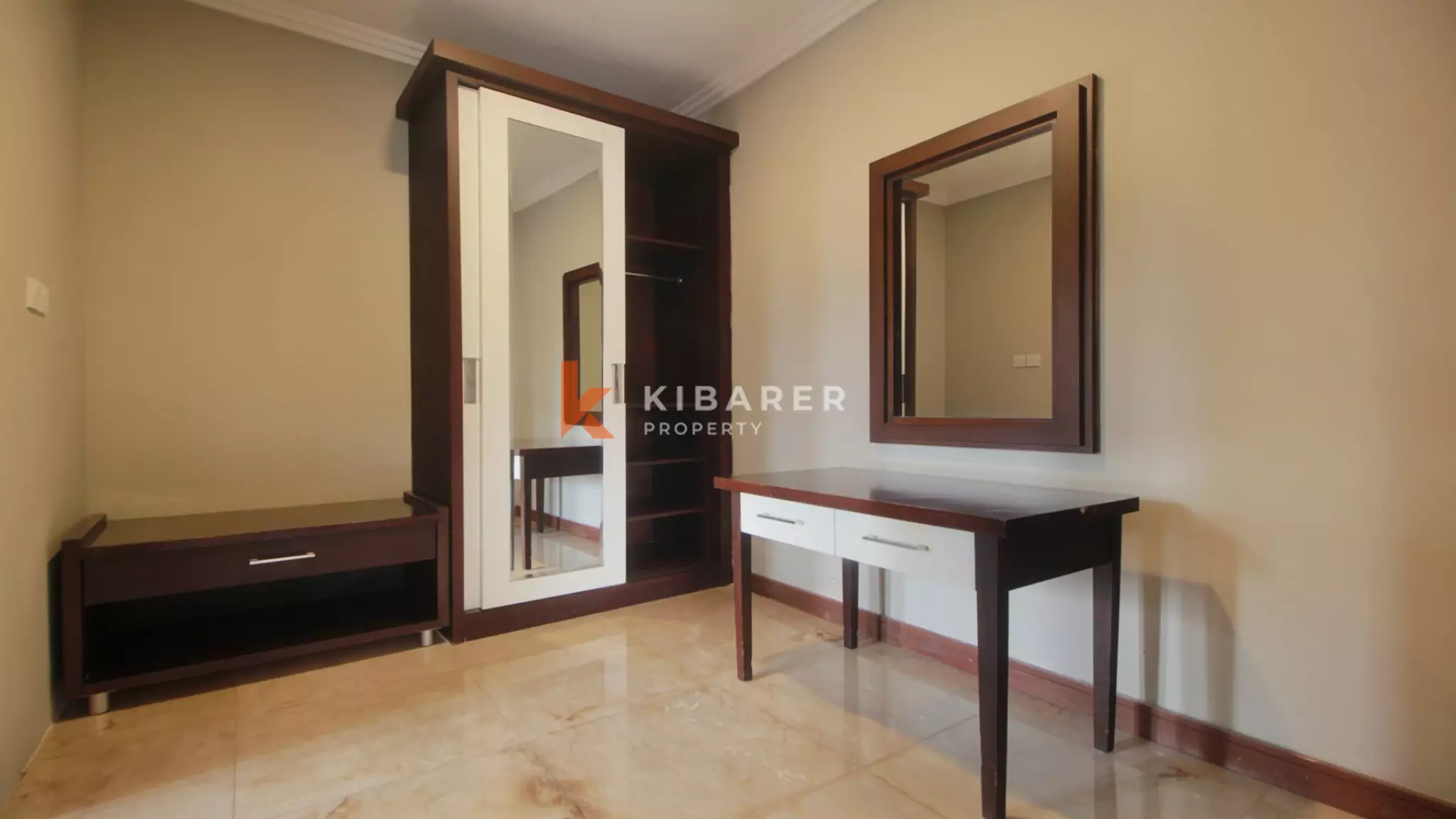 Lovely Four Bedroom Open Living Villa in Central of Seminyak