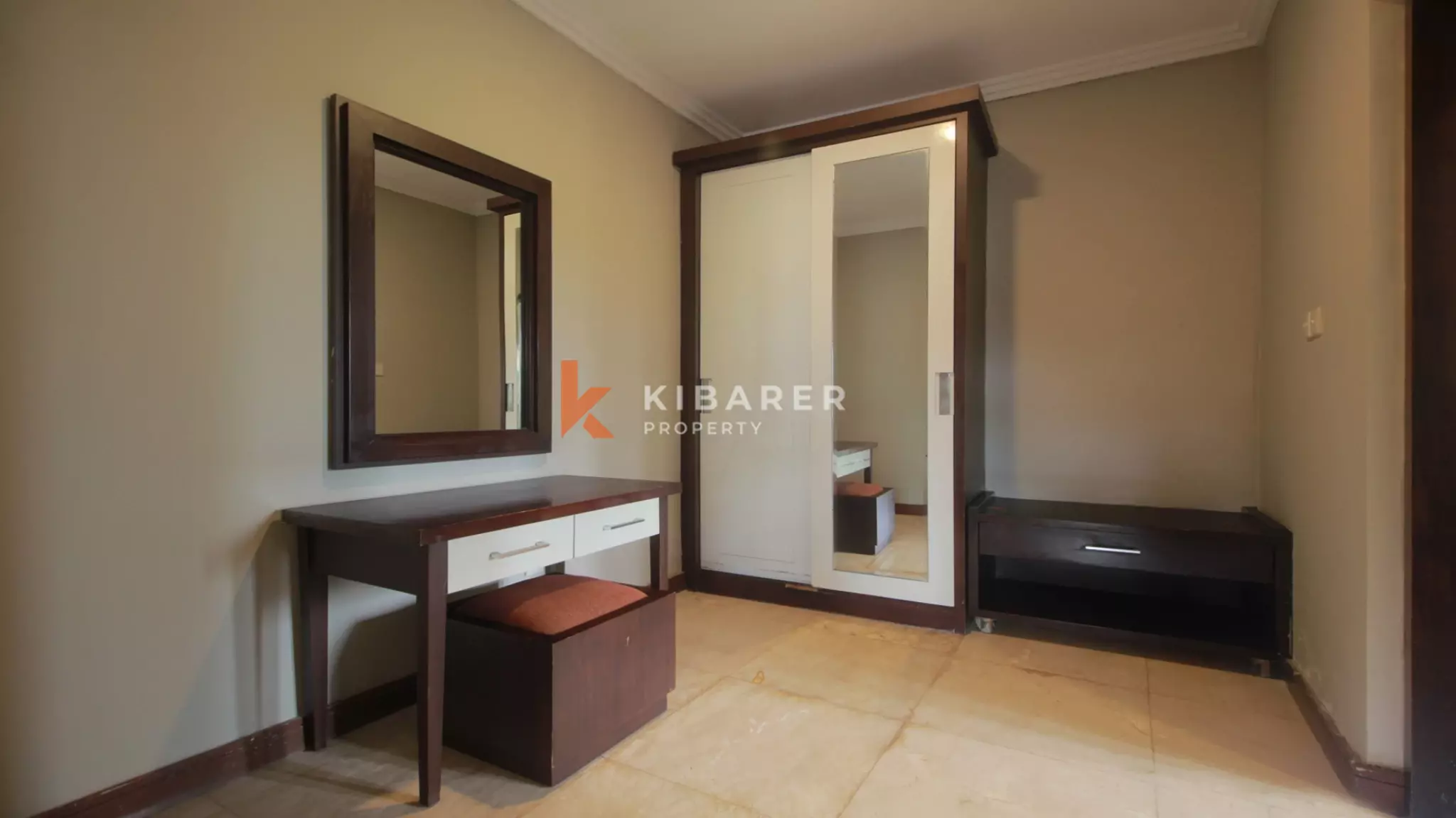 Lovely Four Bedroom Open Living Villa in Central of Seminyak