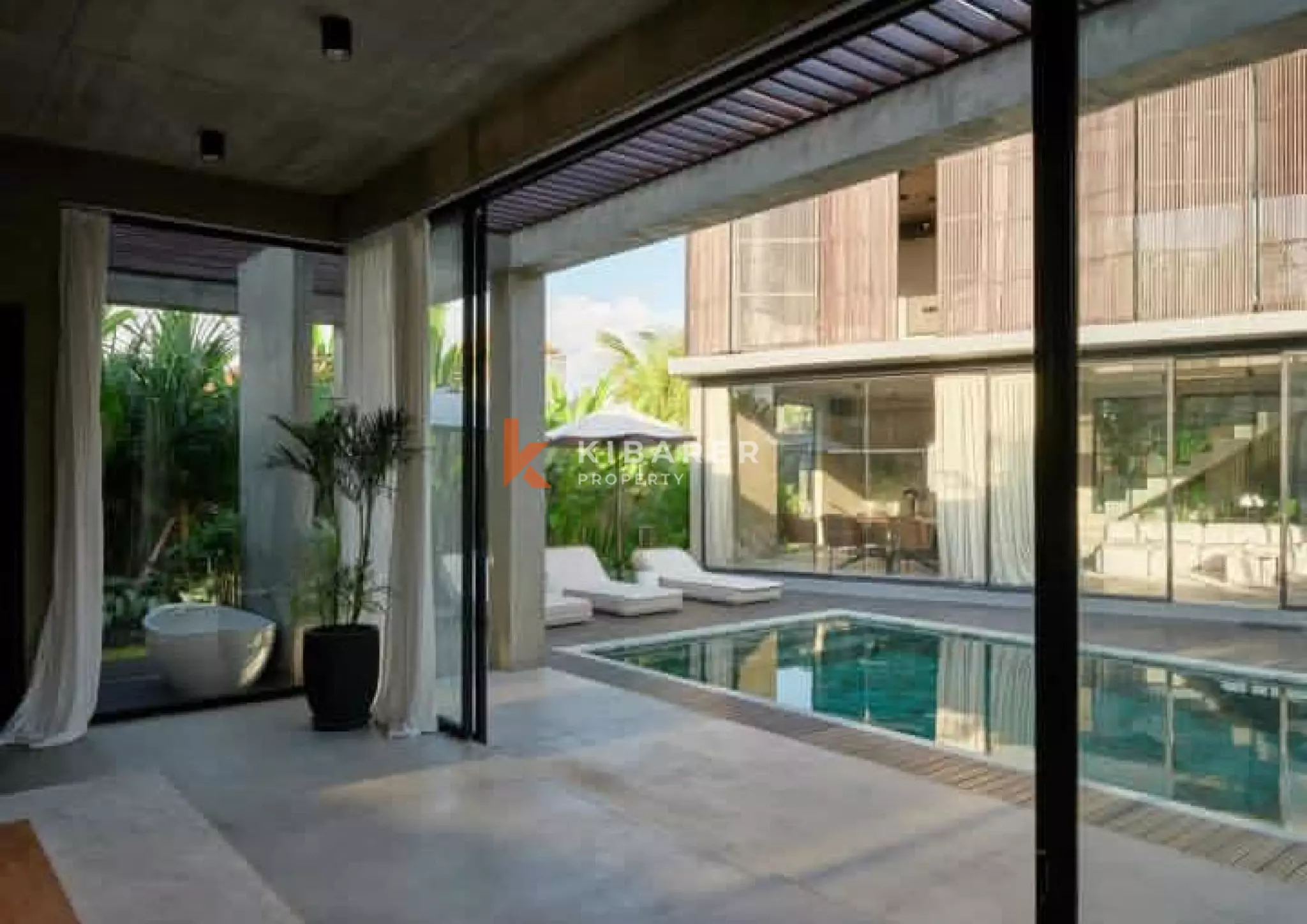 ELEGANCE THREE BEDROOM VILLA IN BUDUK NORH CANGGU