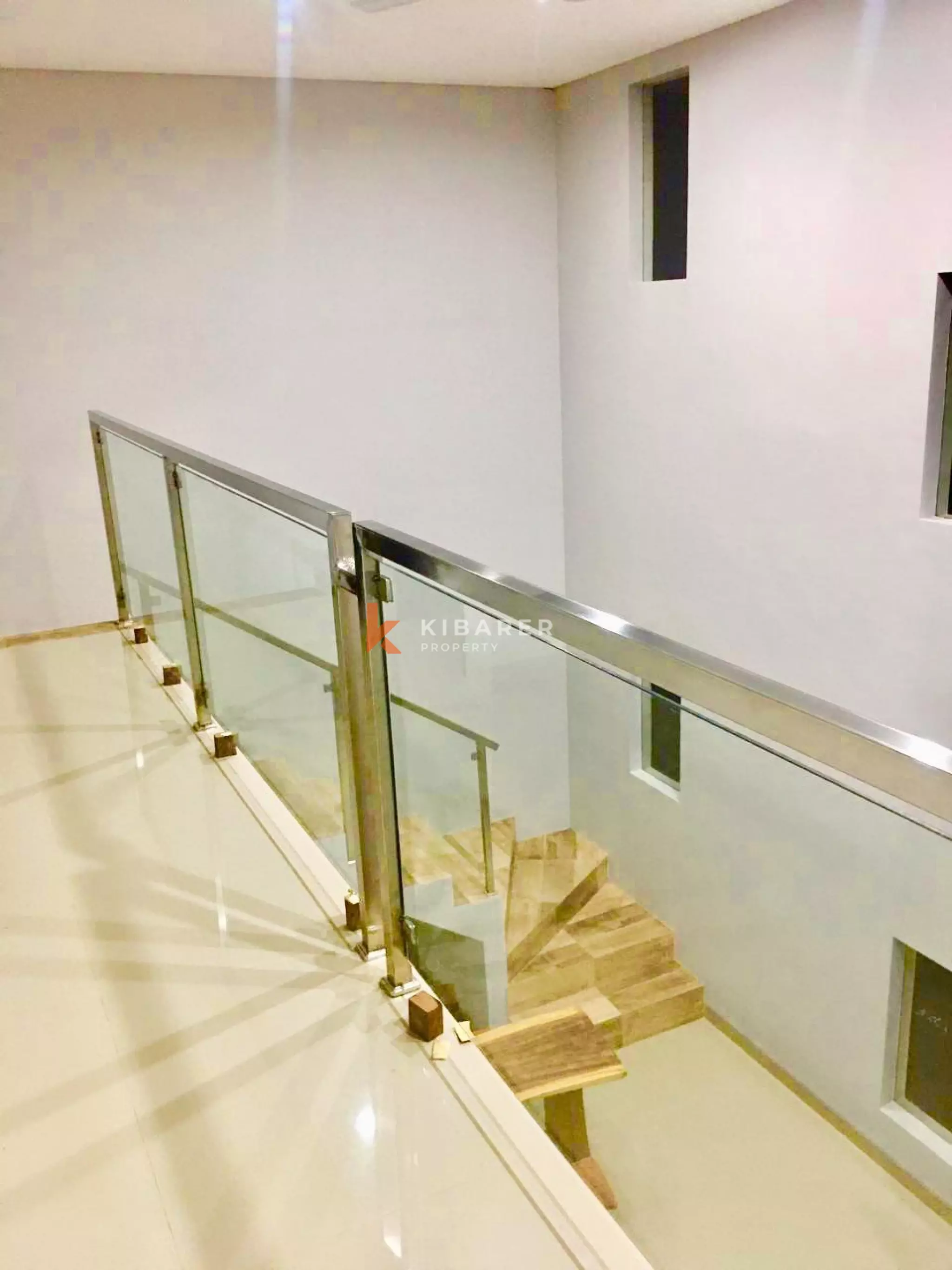 Charming Three-Bedroom Villa in Breezy Ungasan Hill Area