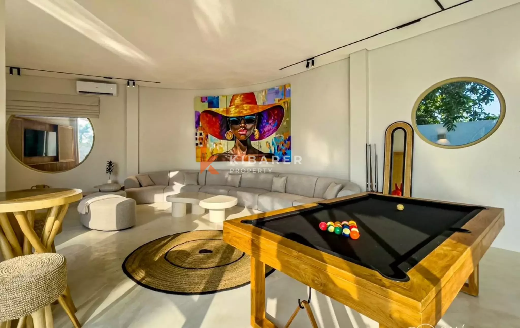 Luxury Mediterranean Five-Bedroom Retreat in Cepaka