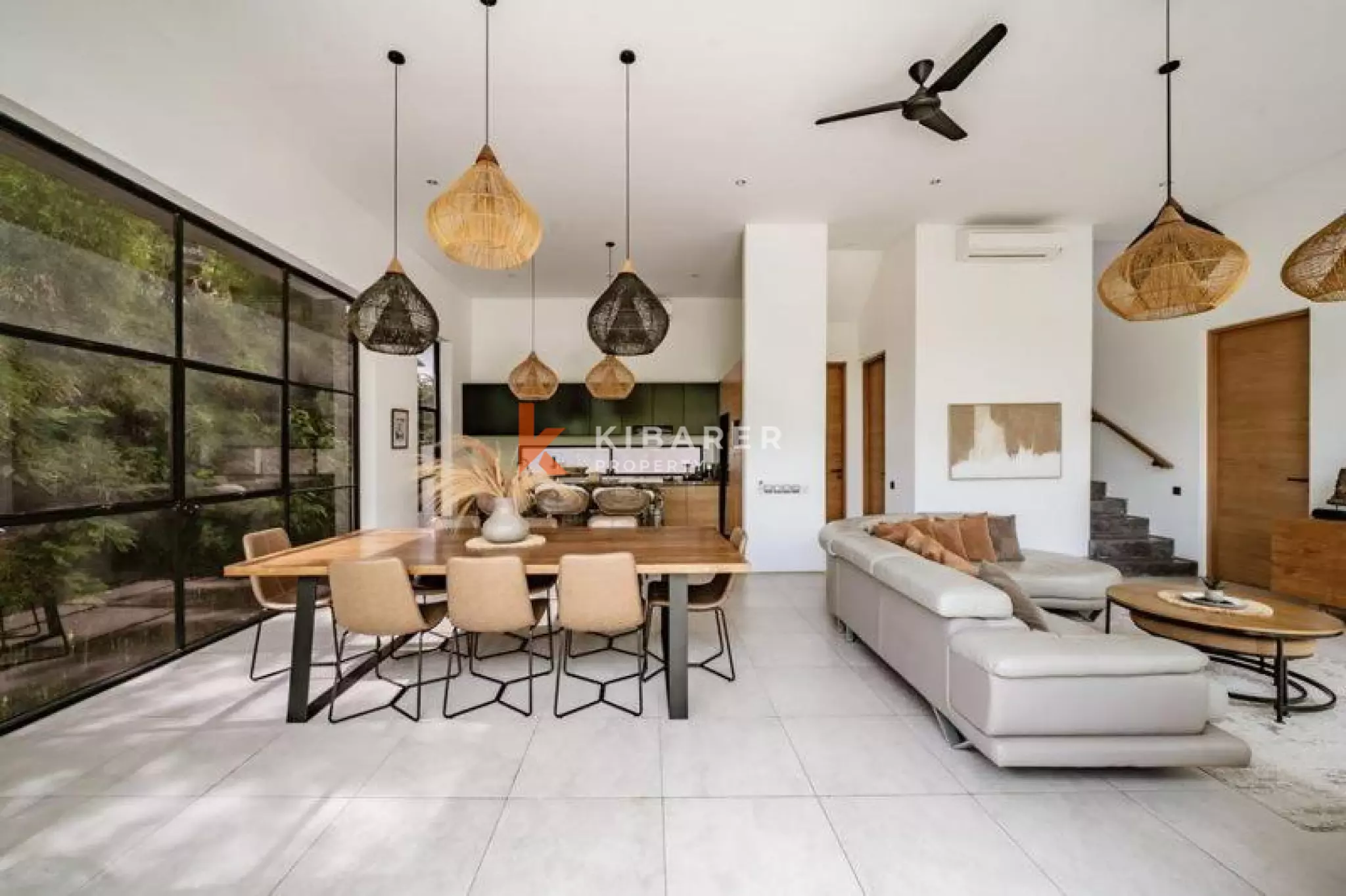 Luxury Three Bedroom Villa Hilltop Sea Views In Bingin