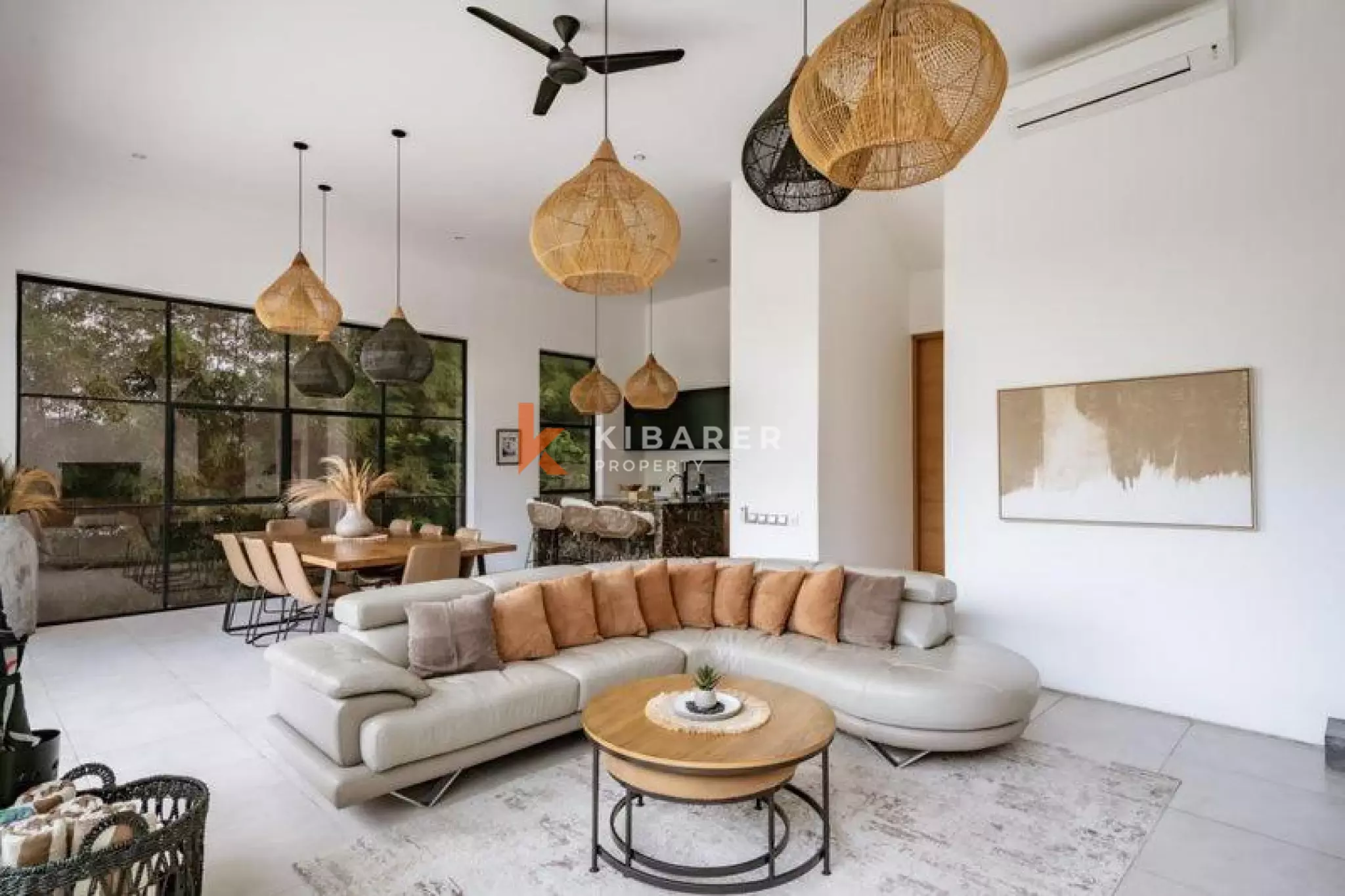 Luxury Three Bedroom Villa Hilltop Sea Views In Bingin