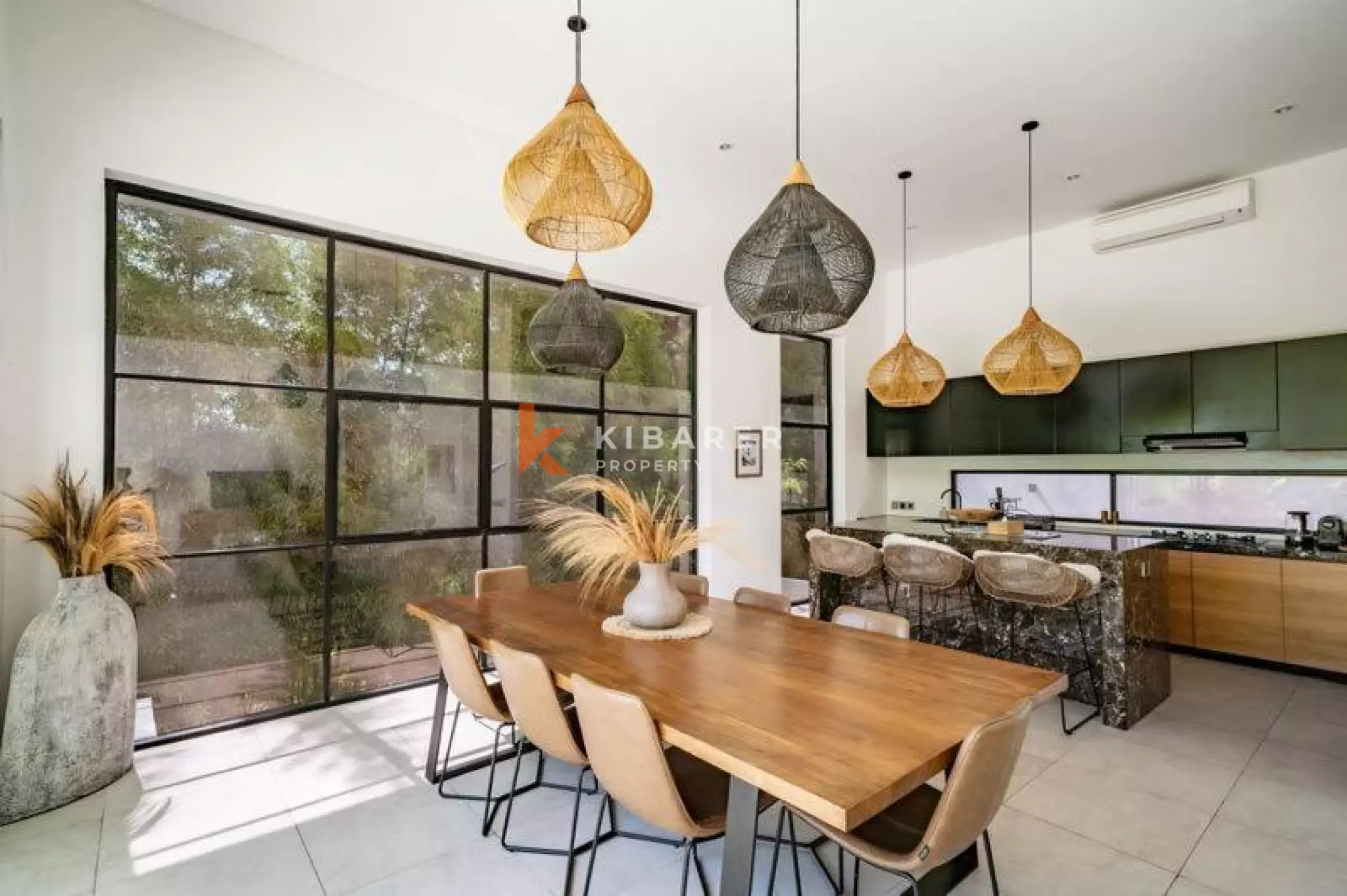 Luxury Three Bedroom Villa Hilltop Sea Views In Bingin