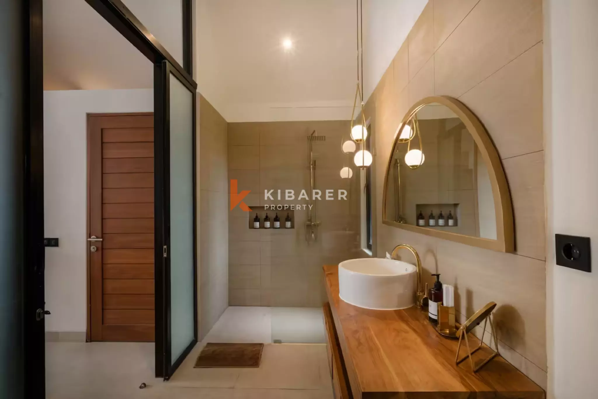 Stylish Loft-Style One-Bedroom Villa with Private Pool in Padonan