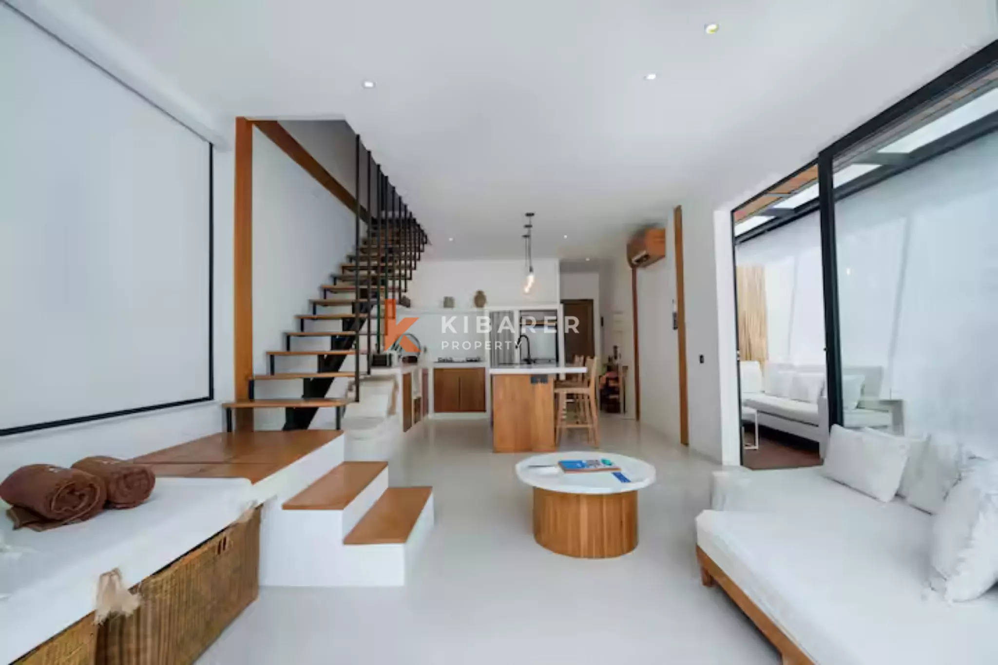 Stylish Loft-Style One-Bedroom Villa with Private Pool in Padonan