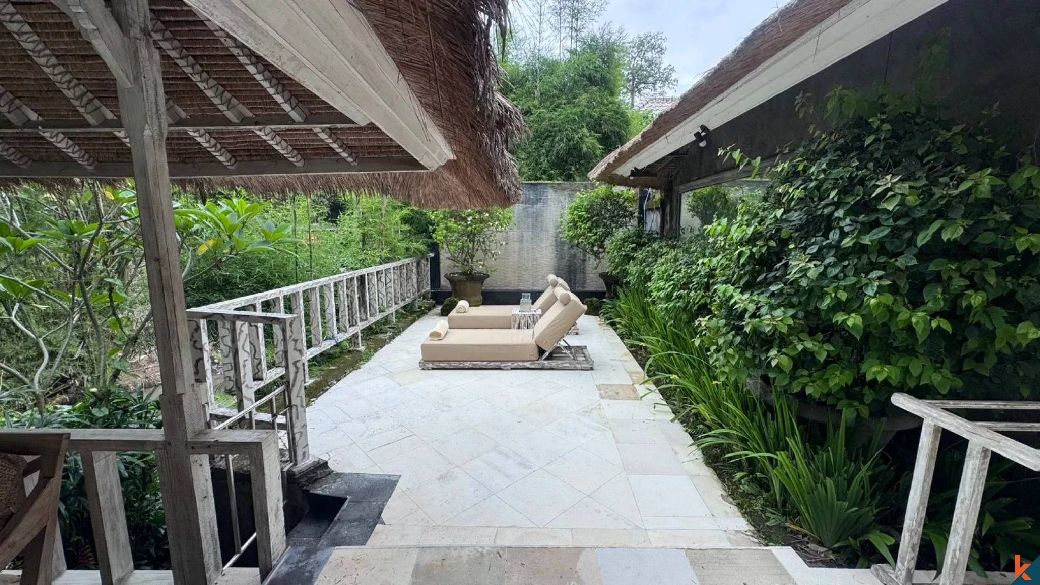 Villa Menawan dengan 3 Kamar Tidur dan Sentuhan Modern di Cepaka