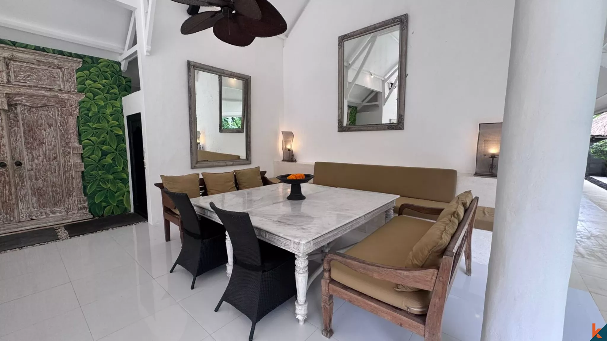 Villa Menawan dengan 3 Kamar Tidur dan Sentuhan Modern di Cepaka