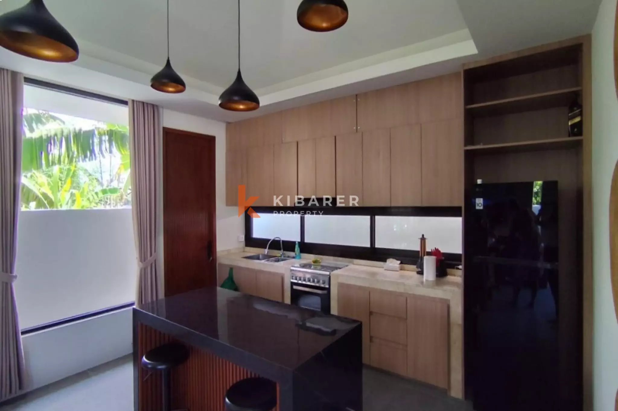 Villa de trois chambres entièrement meublée avec vue sur les rizières à Sanur (disponible à partir du 1er juillet 2026)