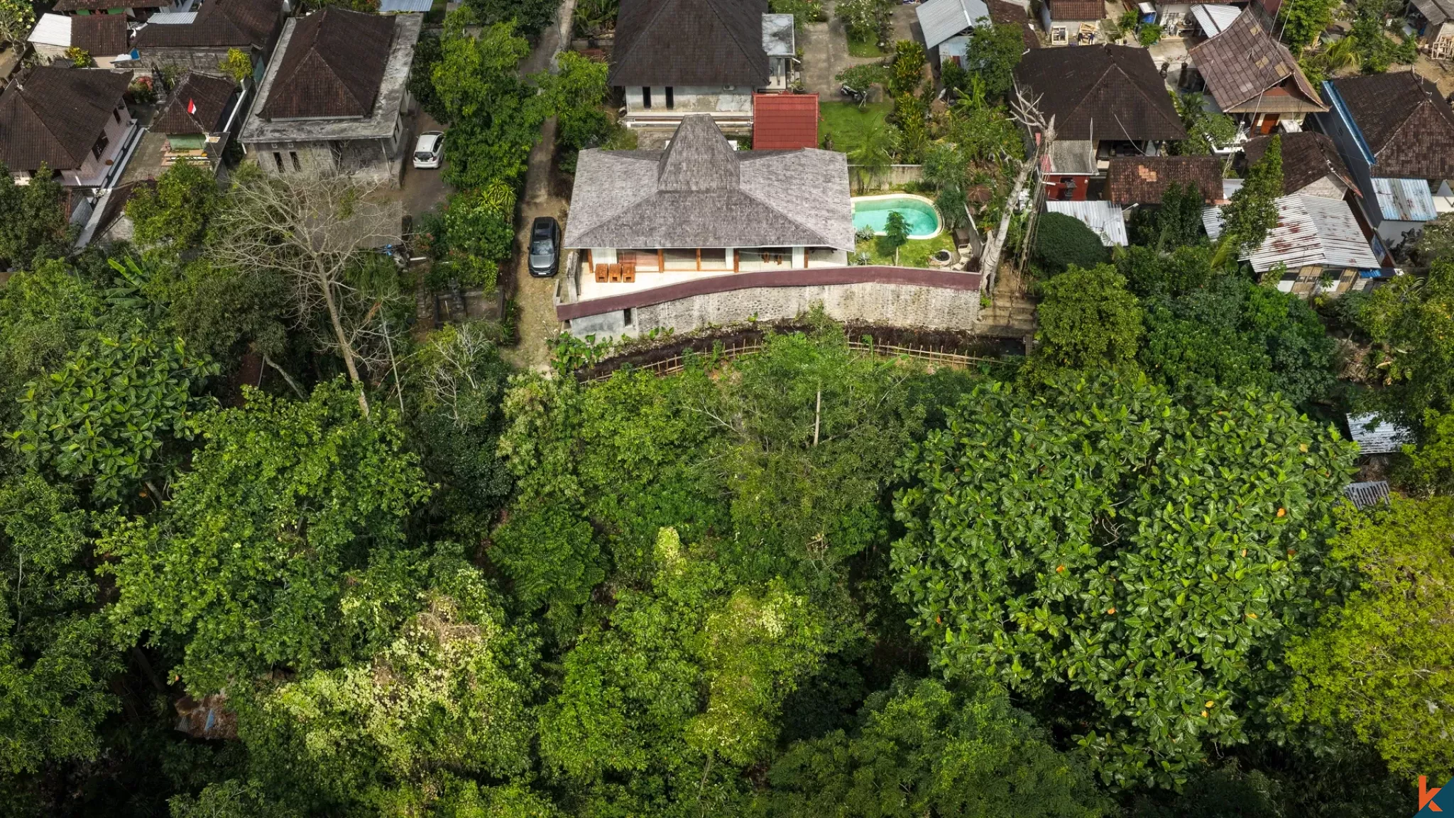 High Quality Two Bedroom Modern Joglo Property for Lease in Buwit