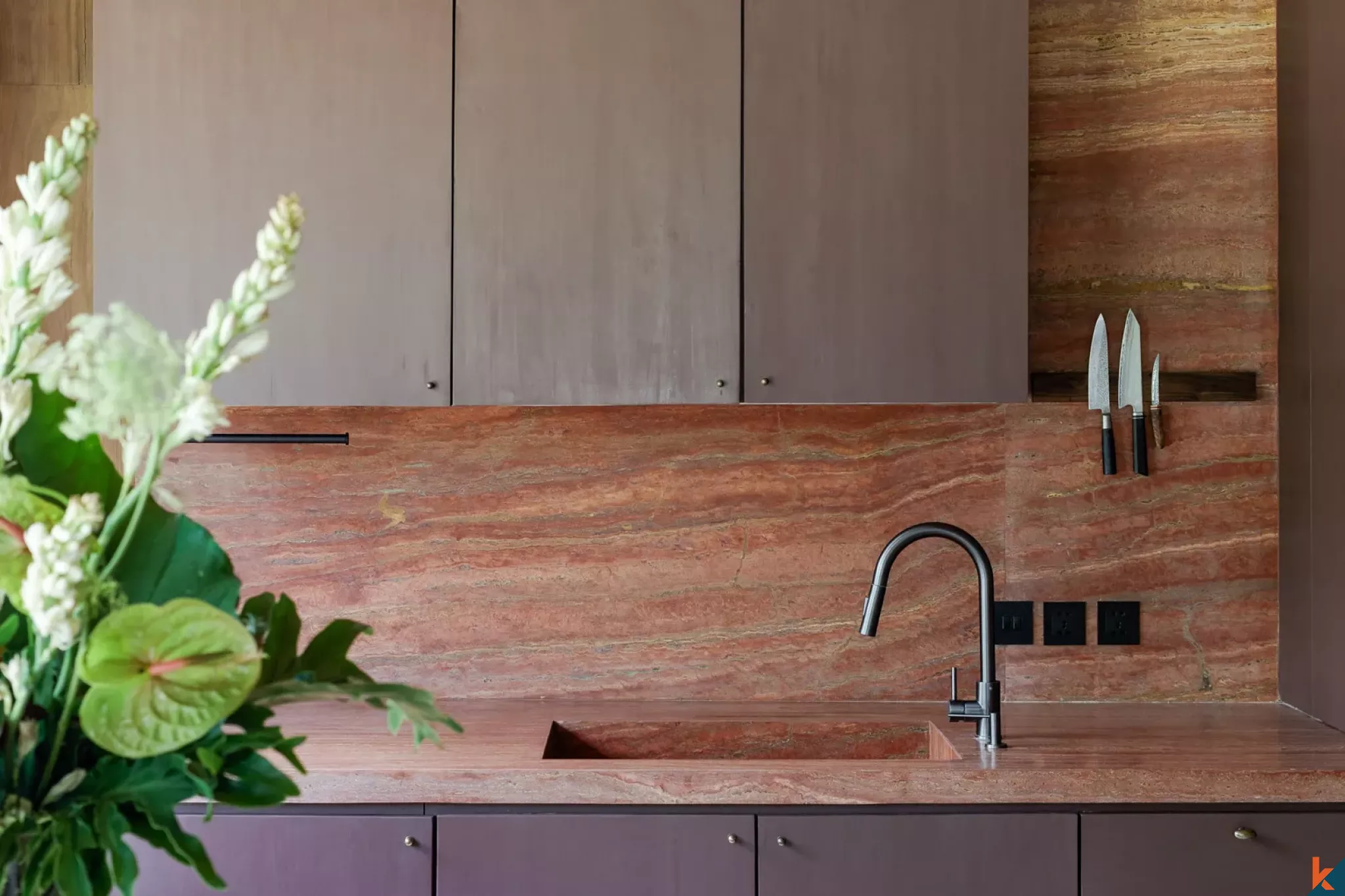 High Quality Two Bedroom Modern Joglo Property for Lease in Buwit