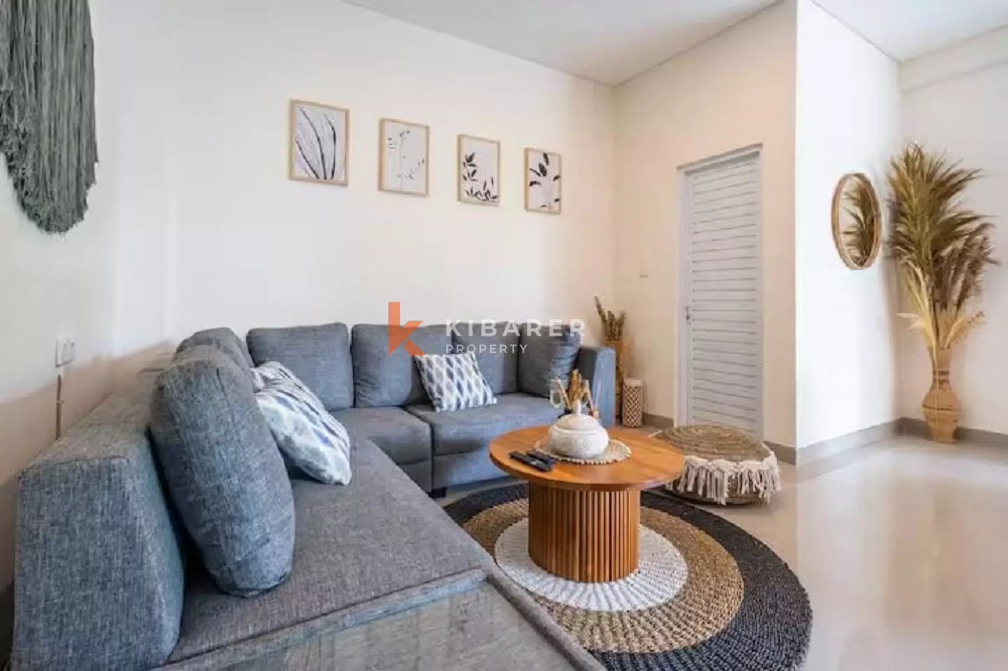 Boho-Chic Four-Bedrooms Villa Steps from Echo Beach Canggu