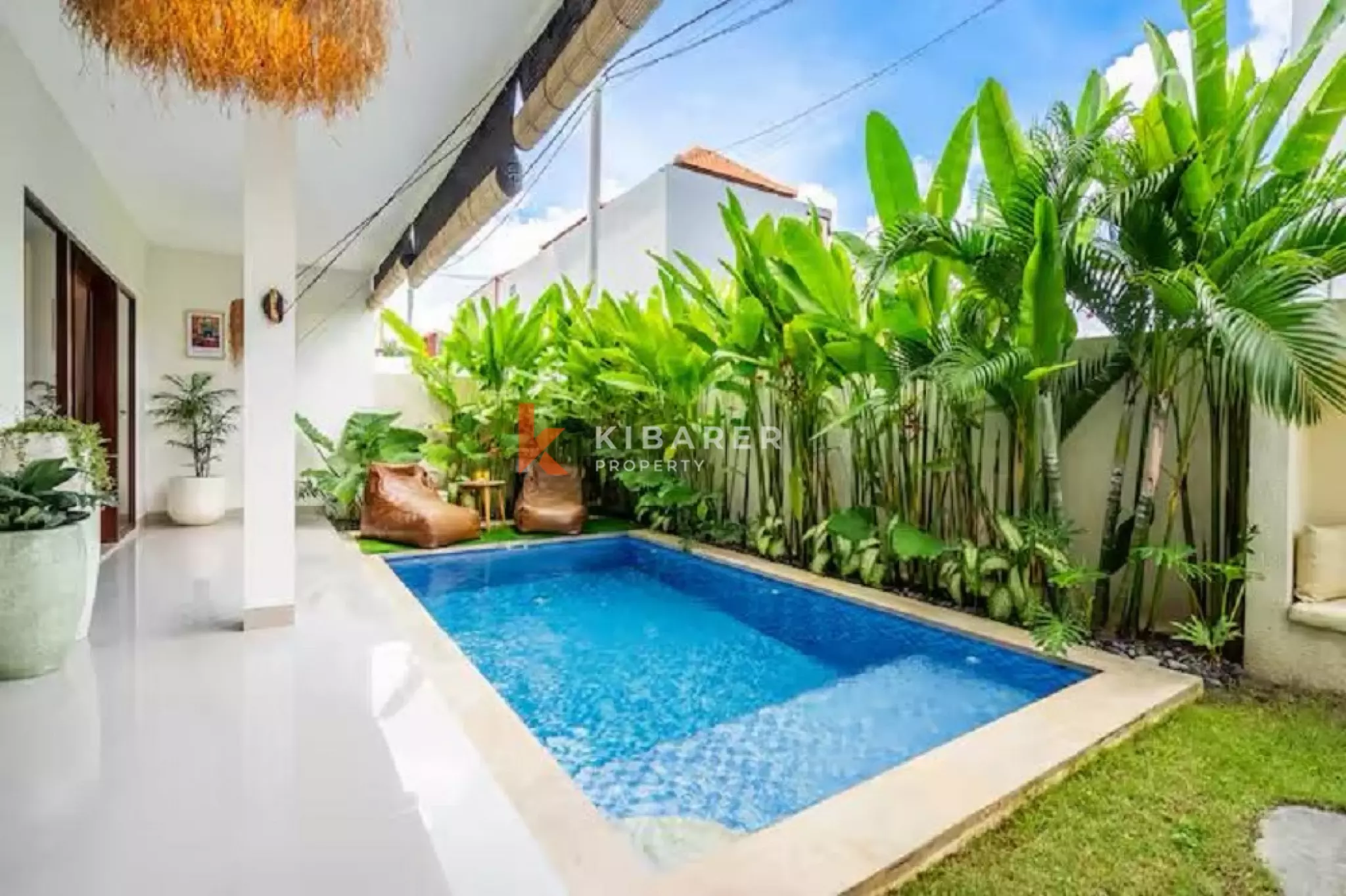 Boho-Chic Four-Bedrooms Villa Steps from Echo Beach Canggu