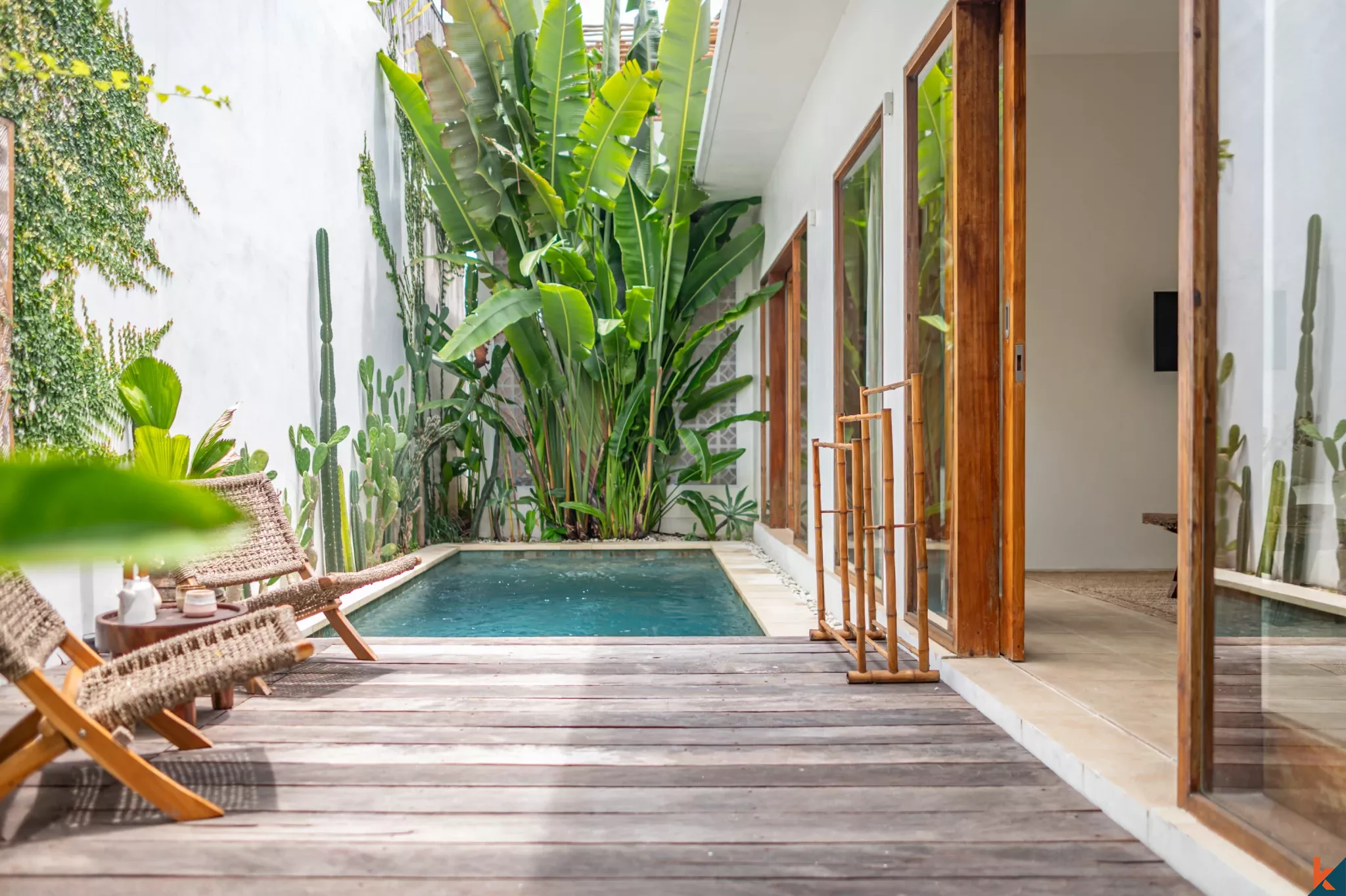 Modern Tropical Villa with Private Pool in Tiying Tutul