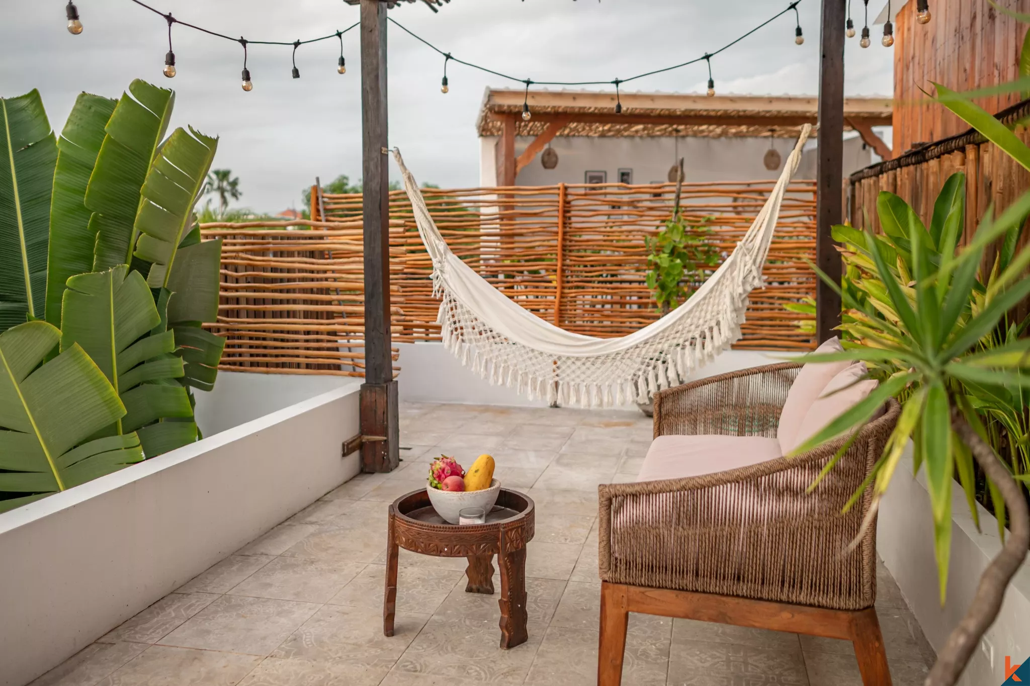 Modern Tropical Villa with Private Pool in Tiying Tutul