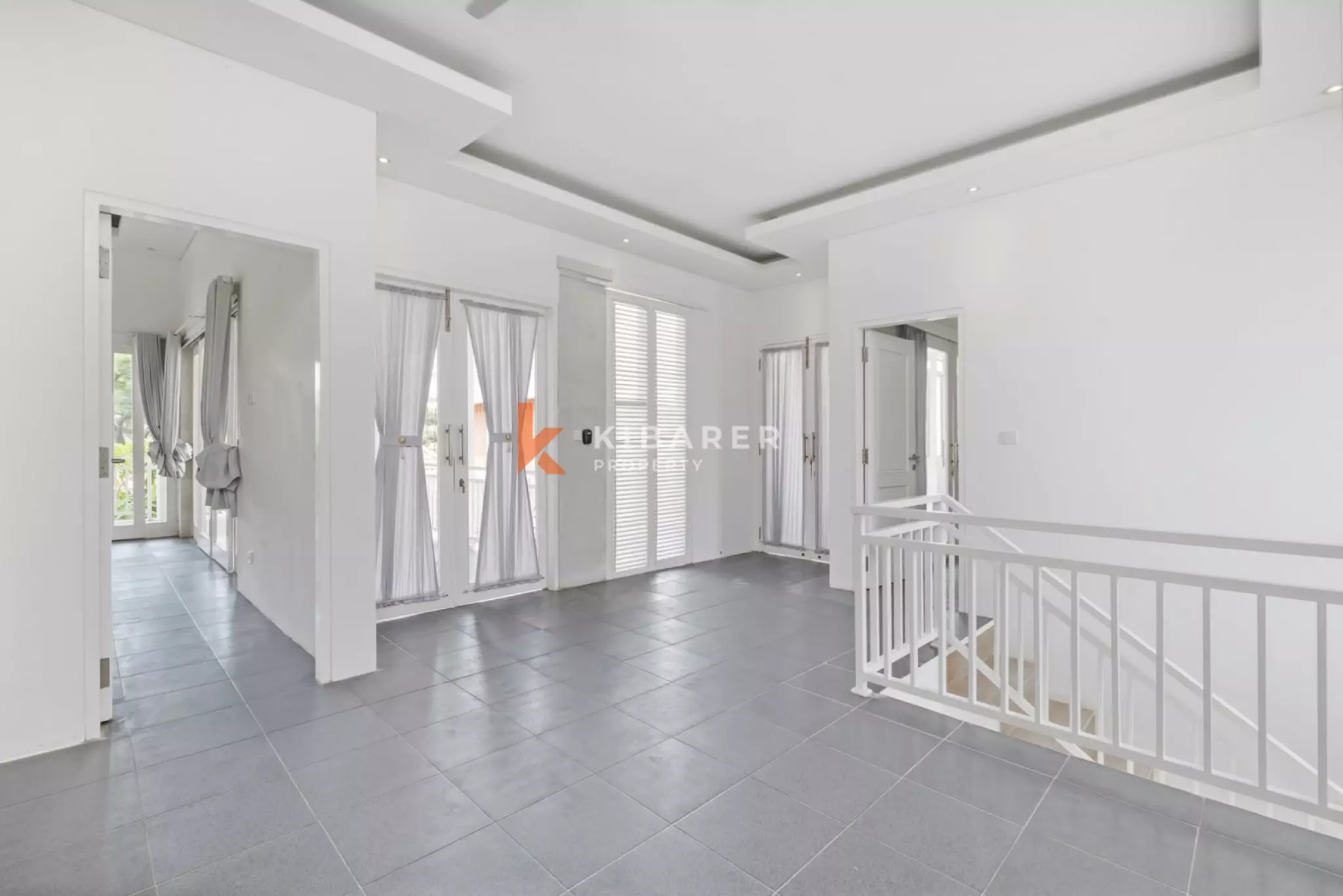 Villa Semi Furnished Tiga Kamar Tidur di Lokasi Strategis Legian–Seminyak