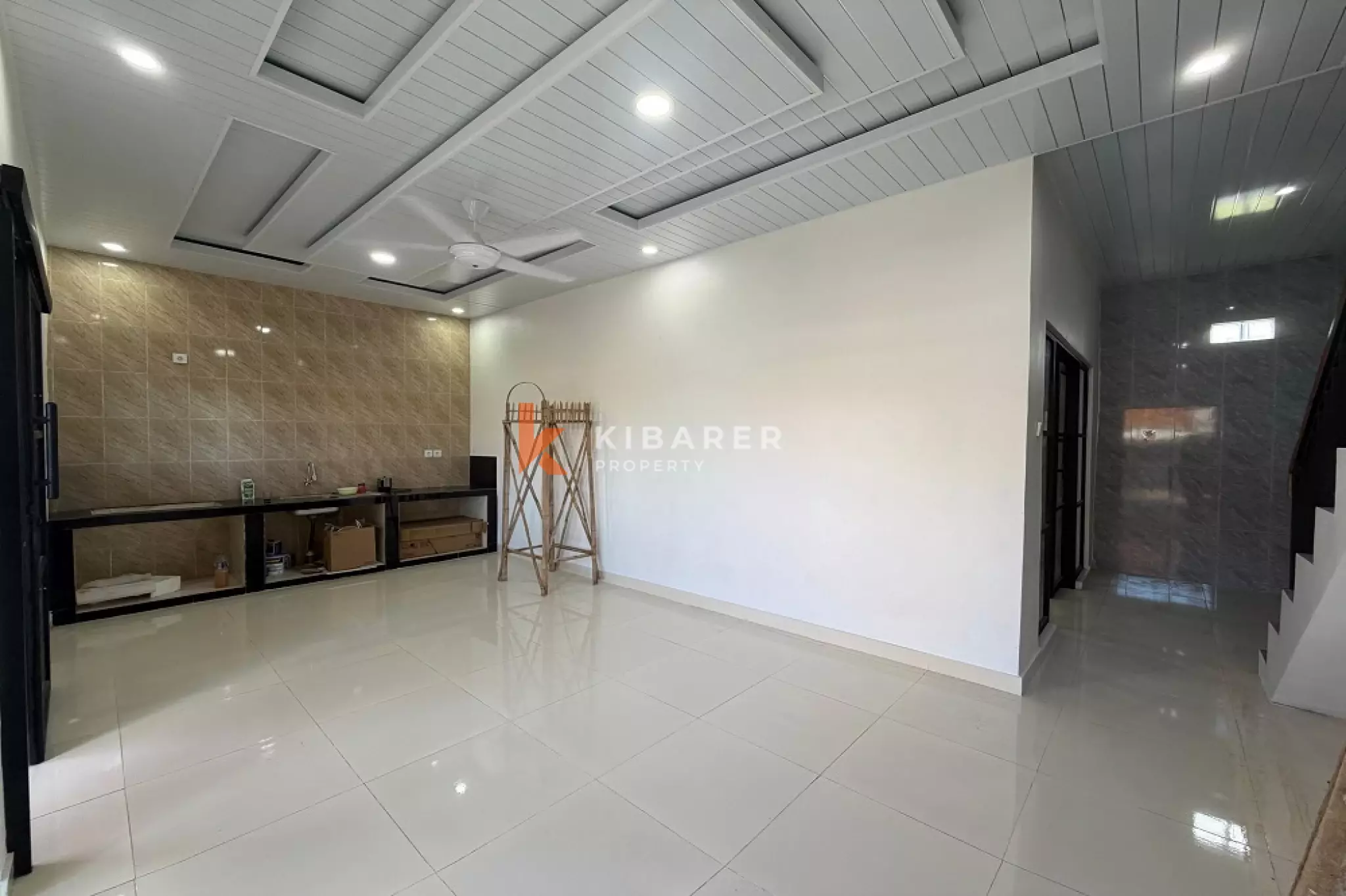 Rumah Balinesia Nyaman Tiga Kamar Tidur Tanpa Perabot di Sanur