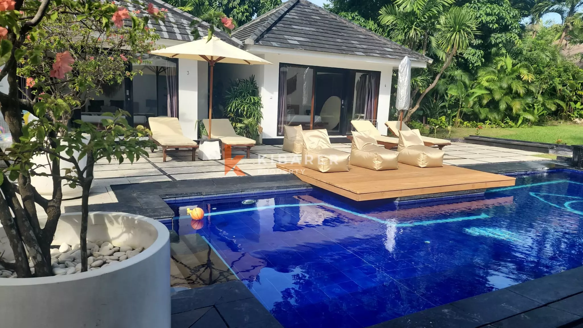 Stunning Four Bedroom Tropical Garden Villa in Umalas